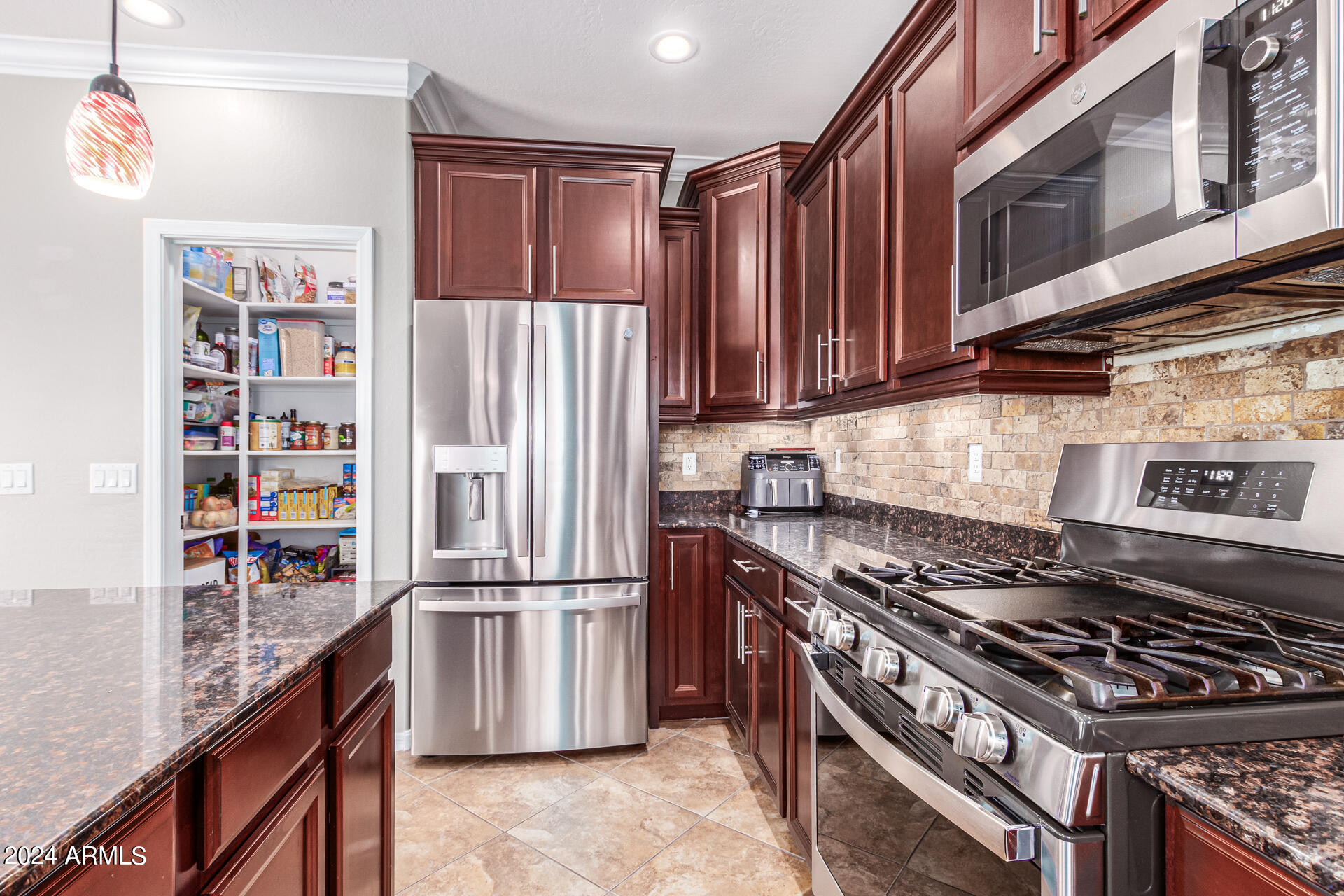 59 W BURKHALTER Drive