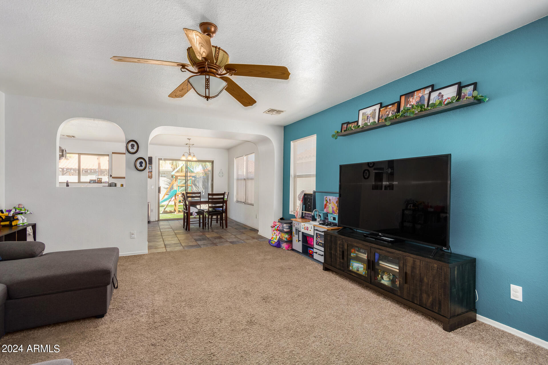 11264 E SUNLAND Avenue