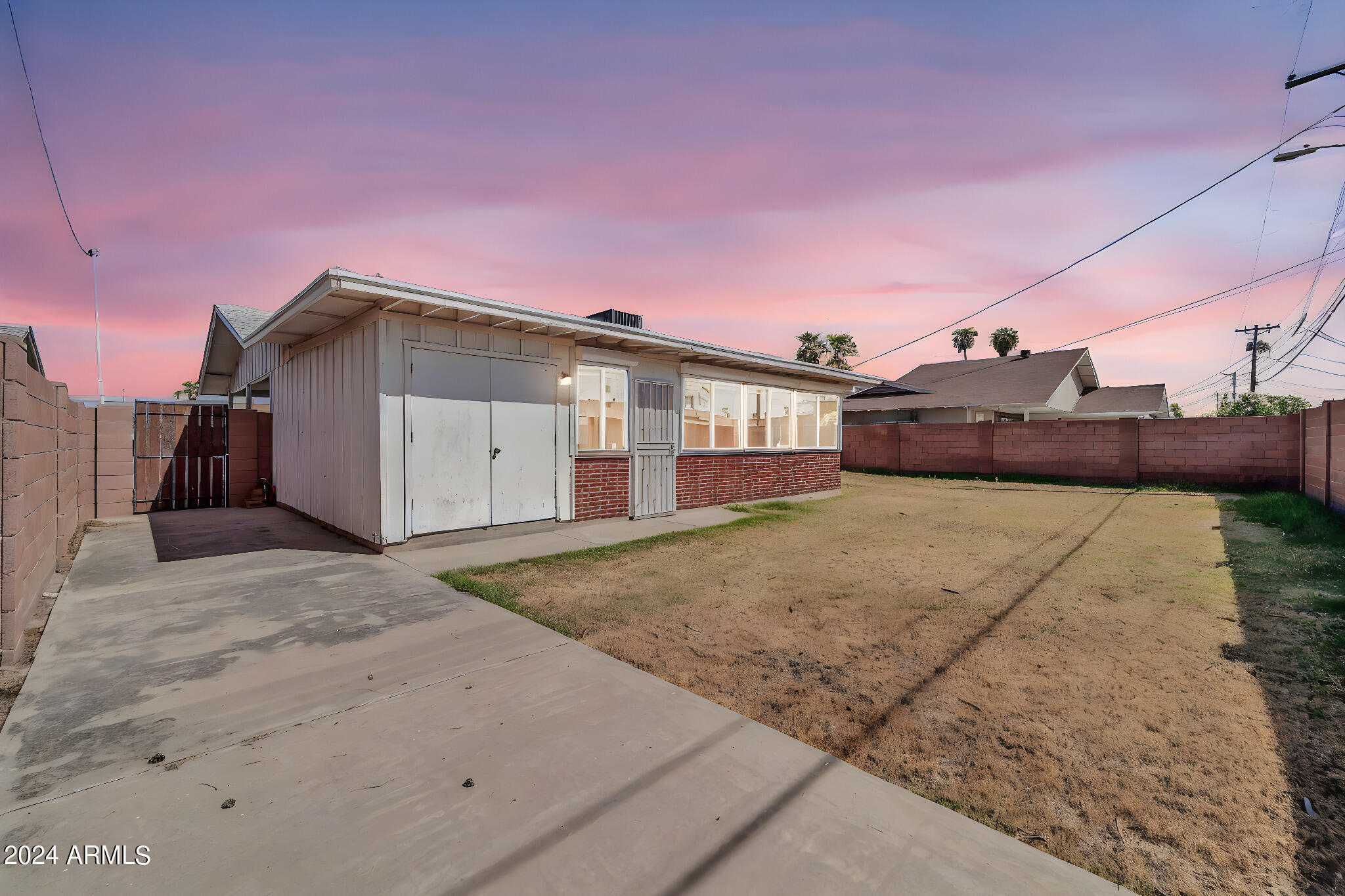3823 W KEIM Drive
