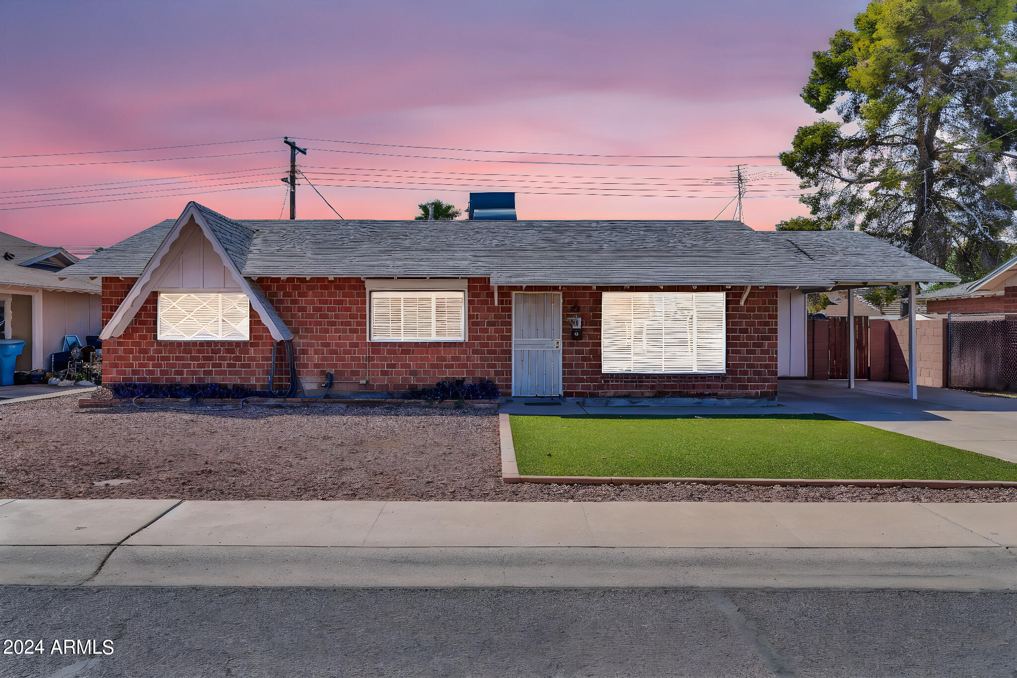 3823 W KEIM Drive