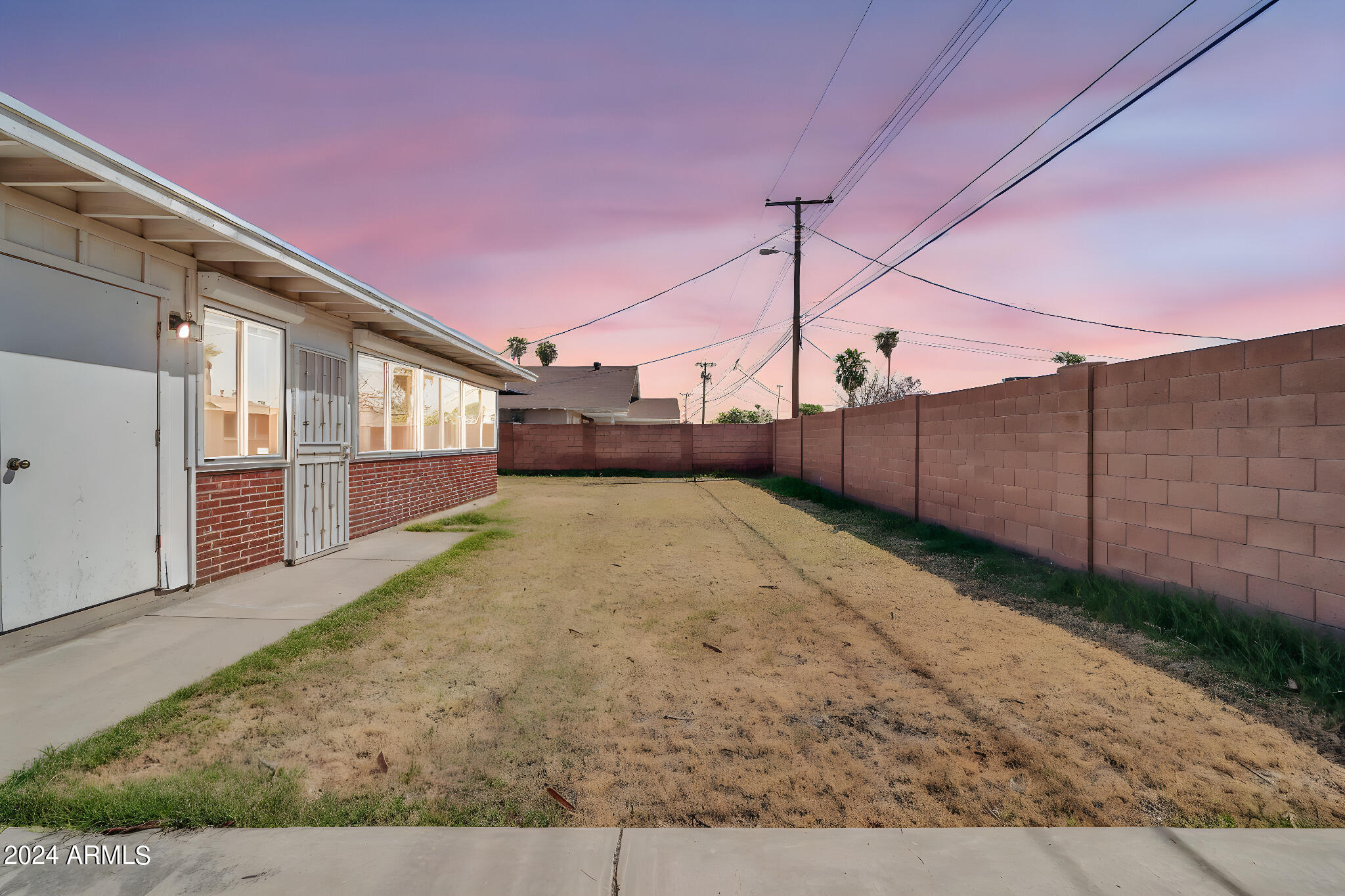 3823 W KEIM Drive