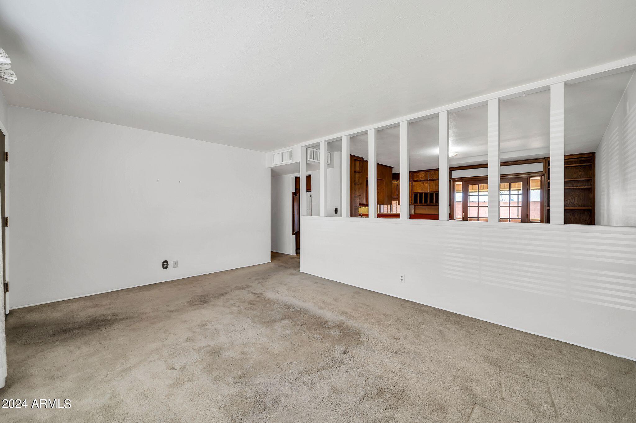 3823 W KEIM Drive