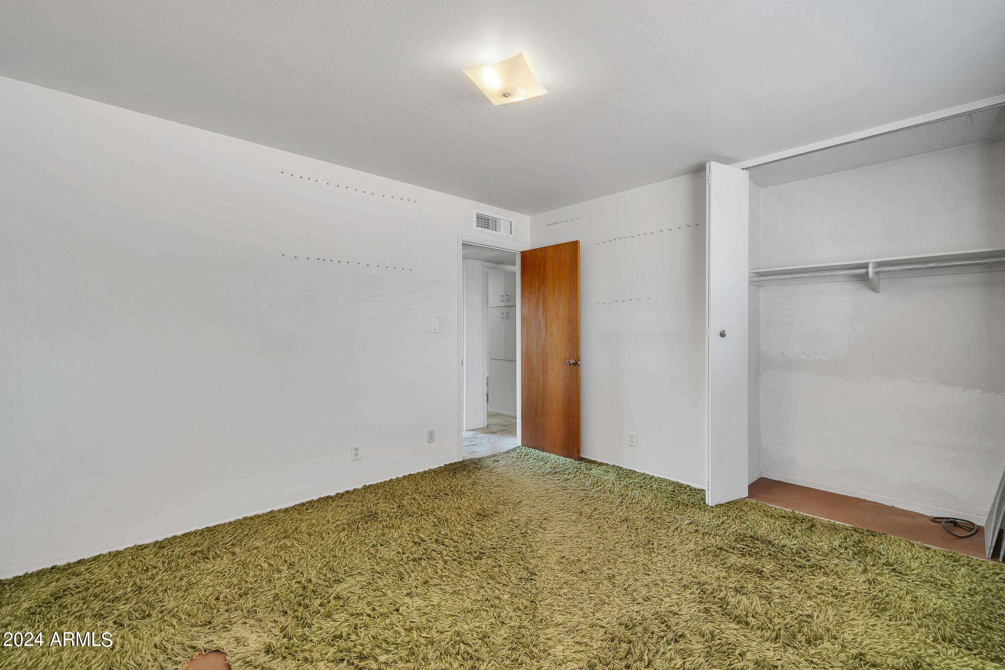 3823 W KEIM Drive