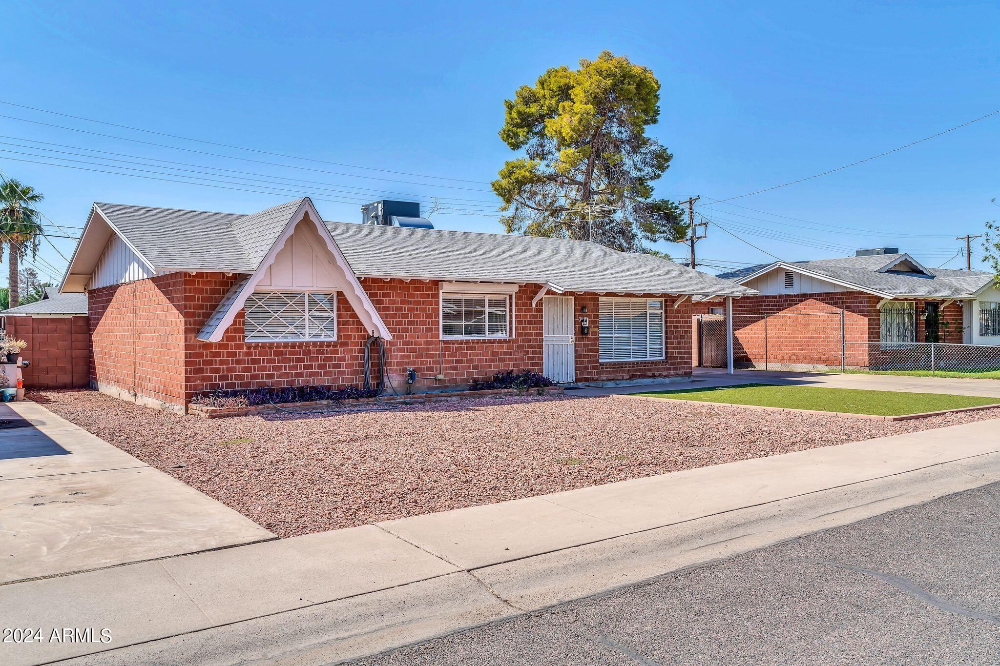 3823 W KEIM Drive
