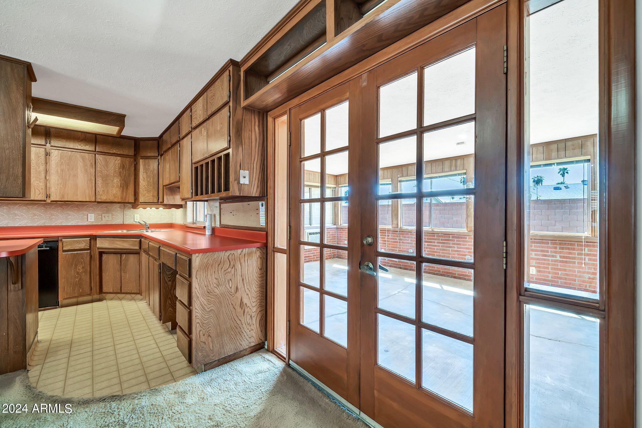 3823 W KEIM Drive