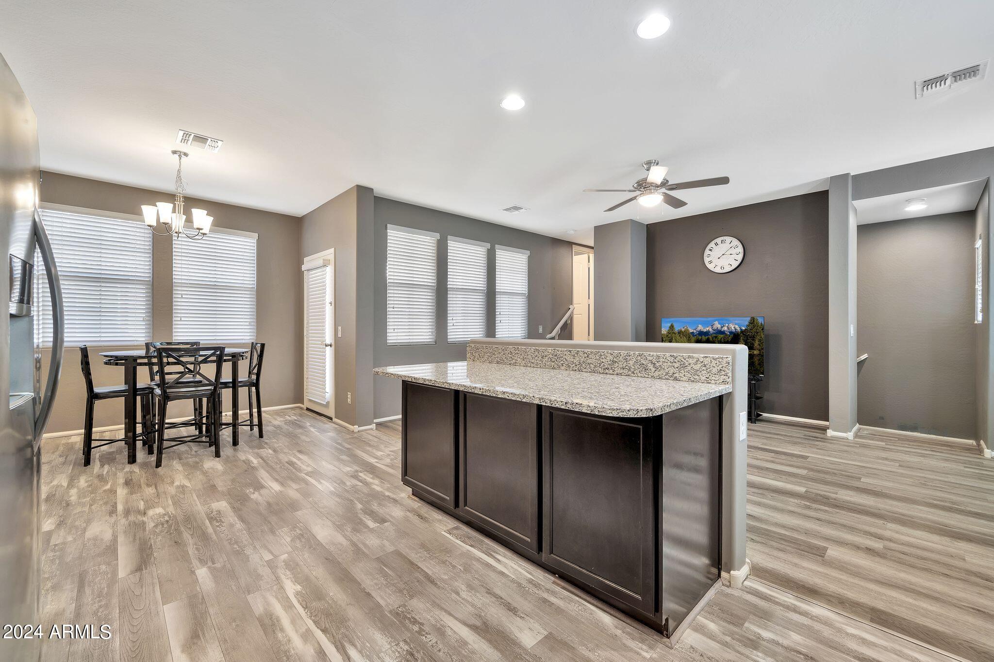 2127 N 77TH Drive