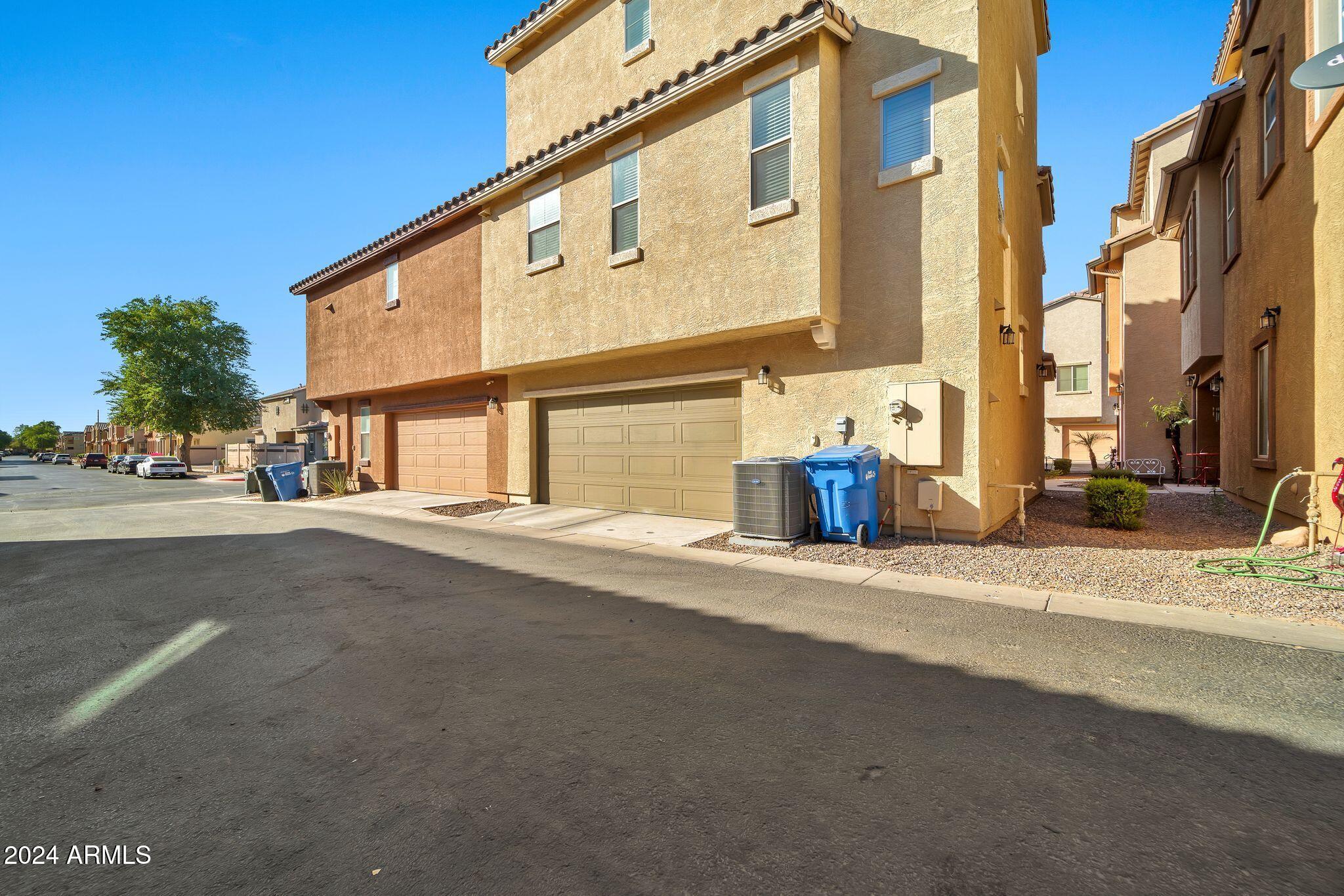 2127 N 77TH Drive