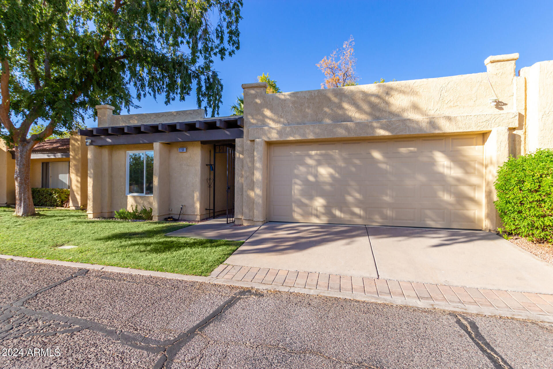 2208 W MARLETTE Avenue 108