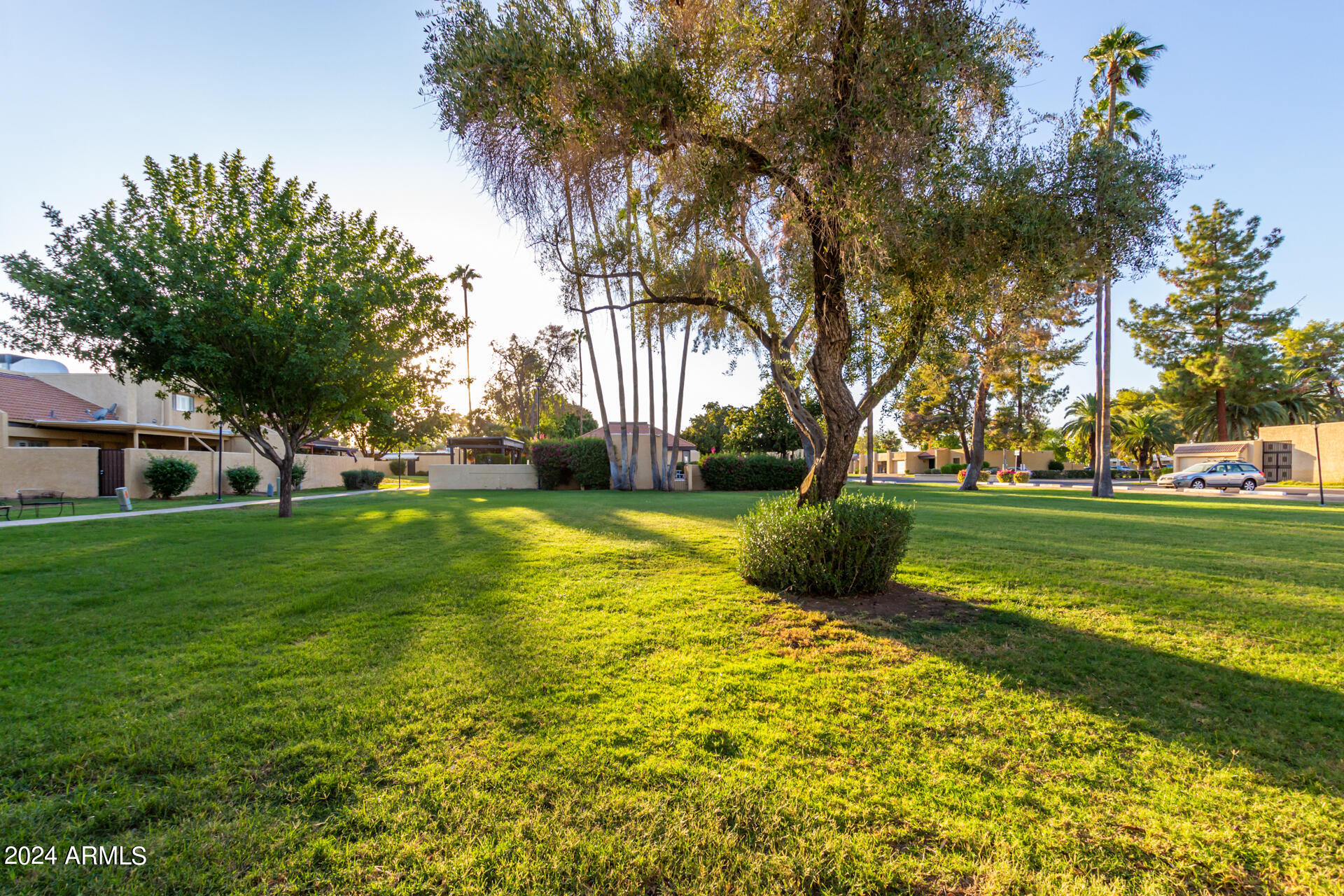 2208 W MARLETTE Avenue 108