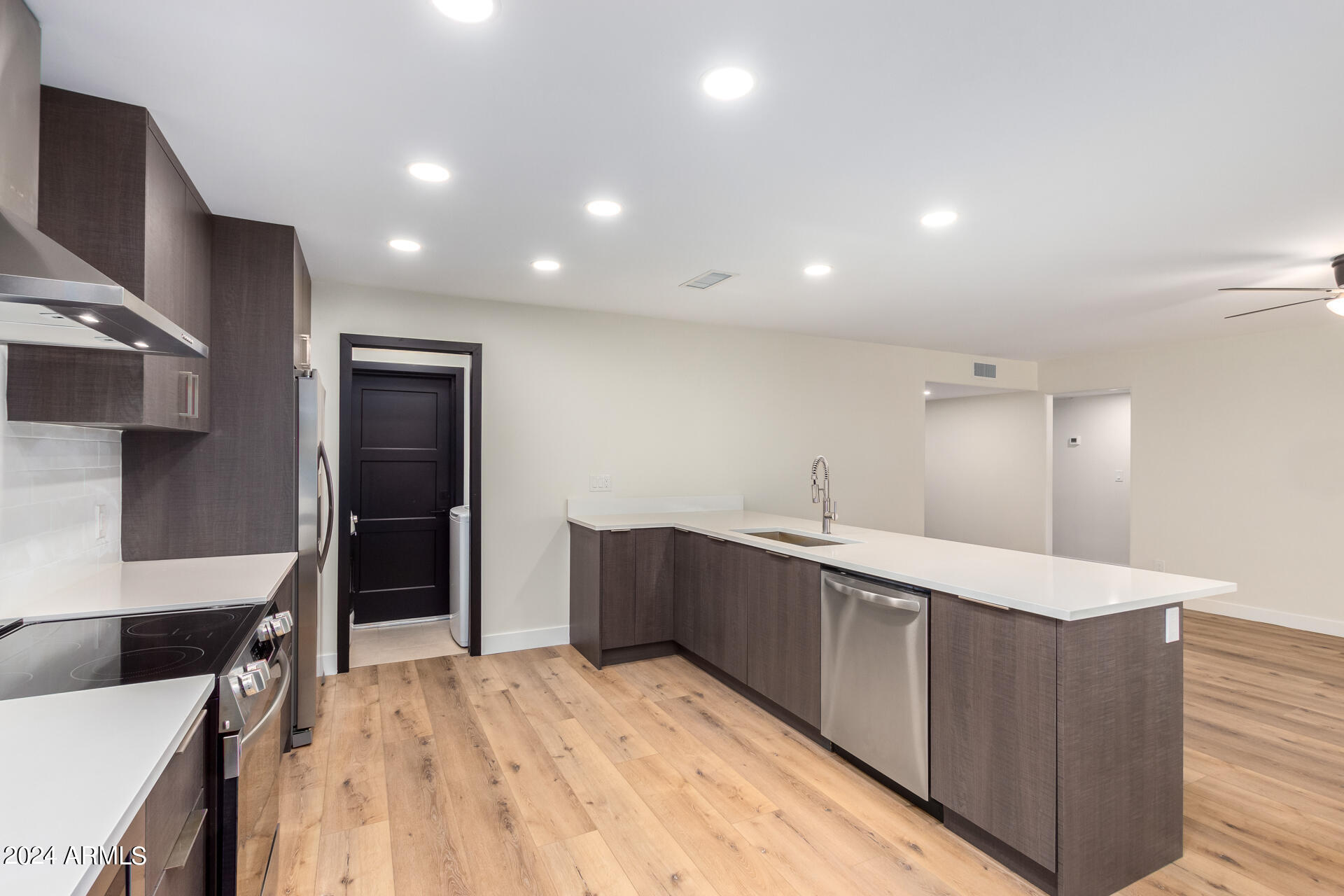 2208 W MARLETTE Avenue 108