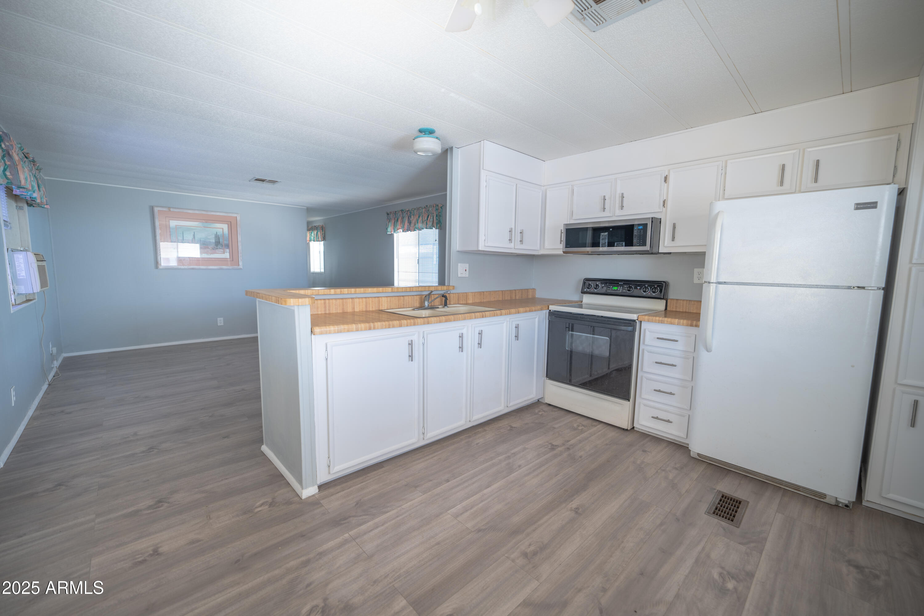 1804 W Tepee Street 34