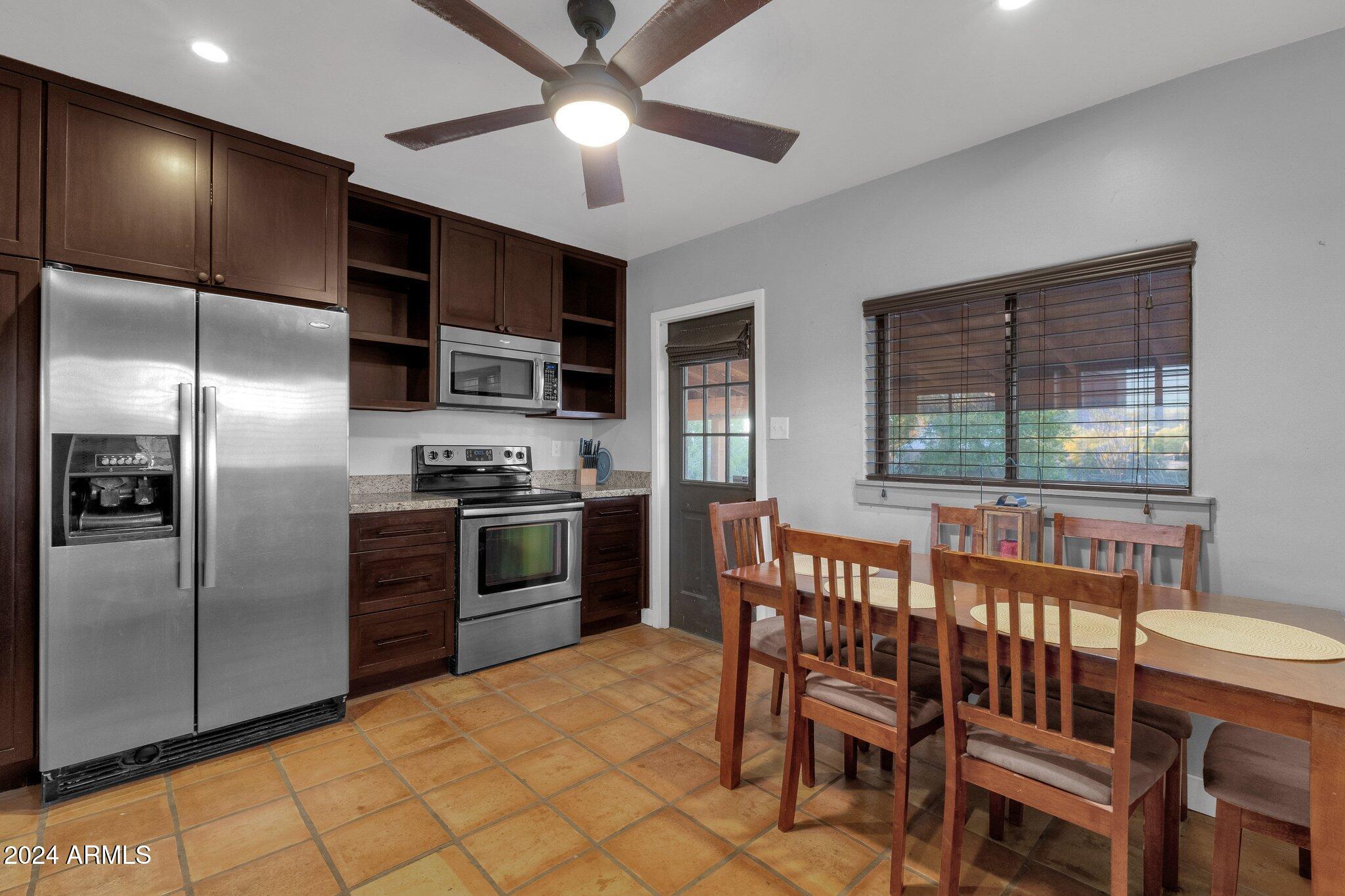 772 E MOON VISTA Street