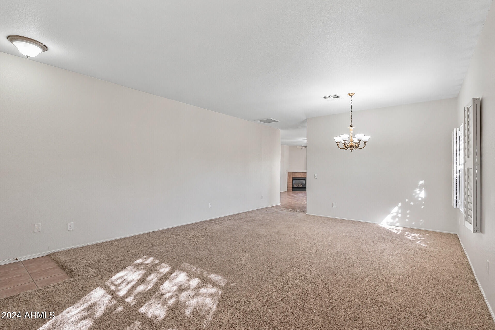 4046 E PINTO Lane