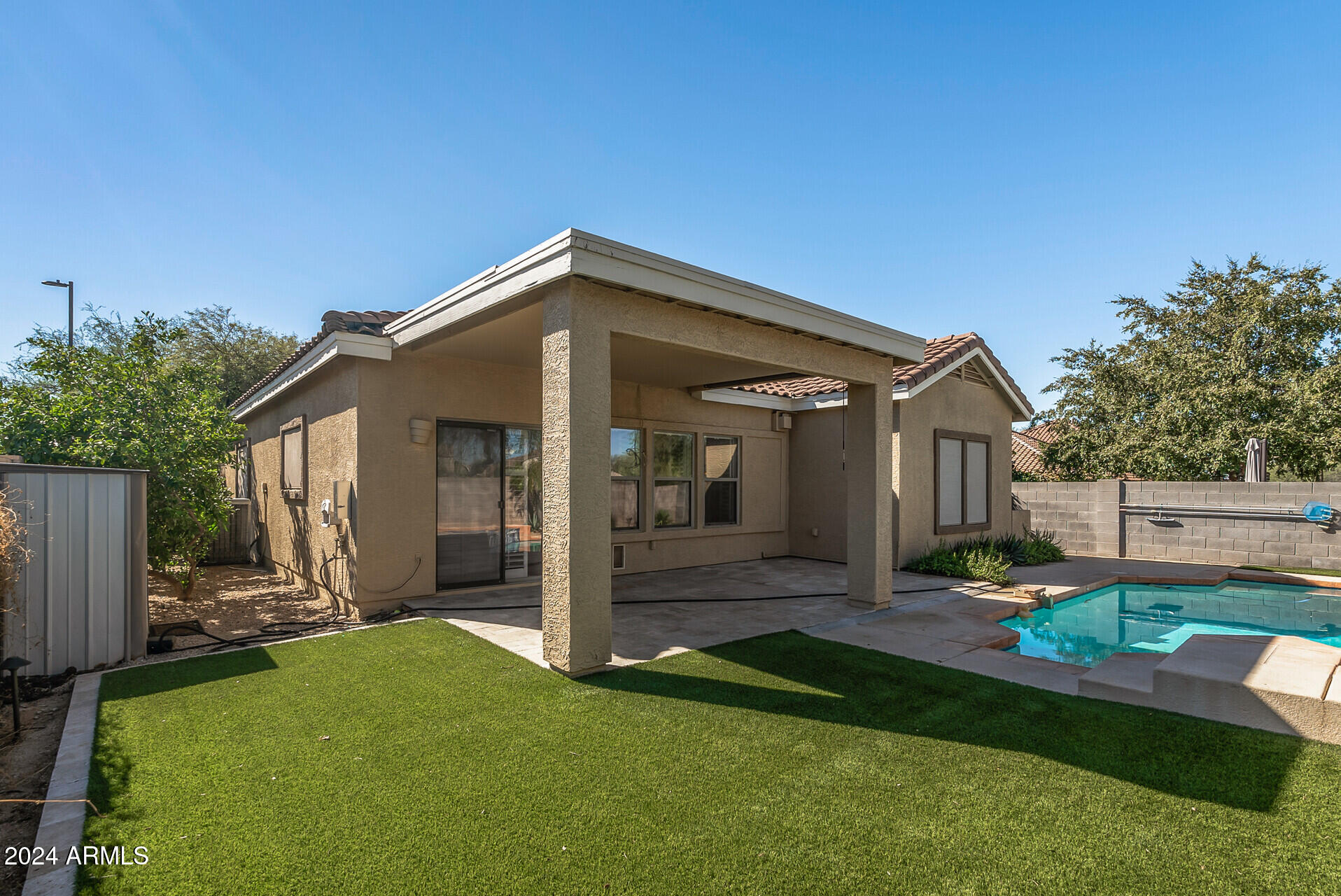 4046 E PINTO Lane