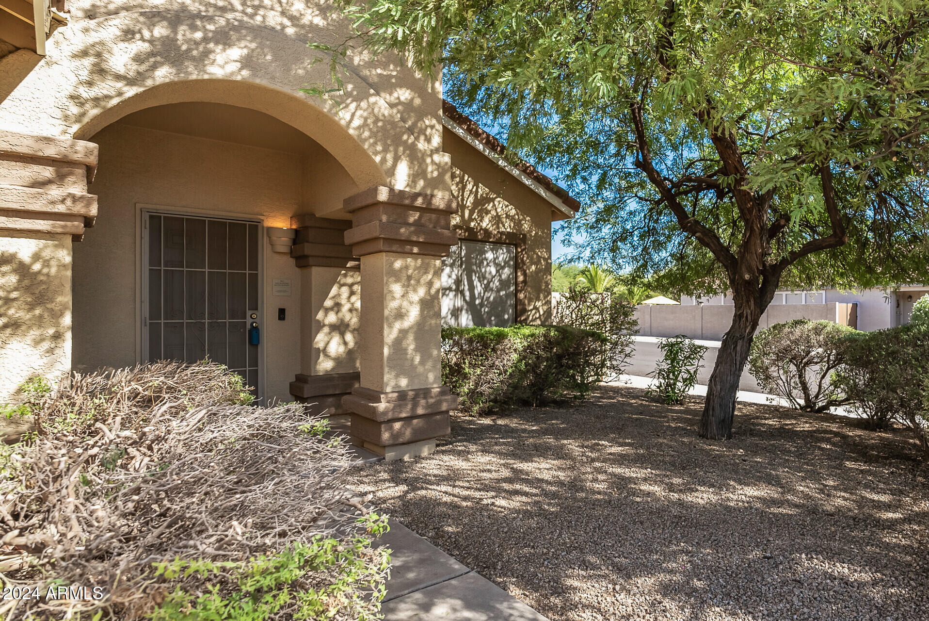 4046 E PINTO Lane