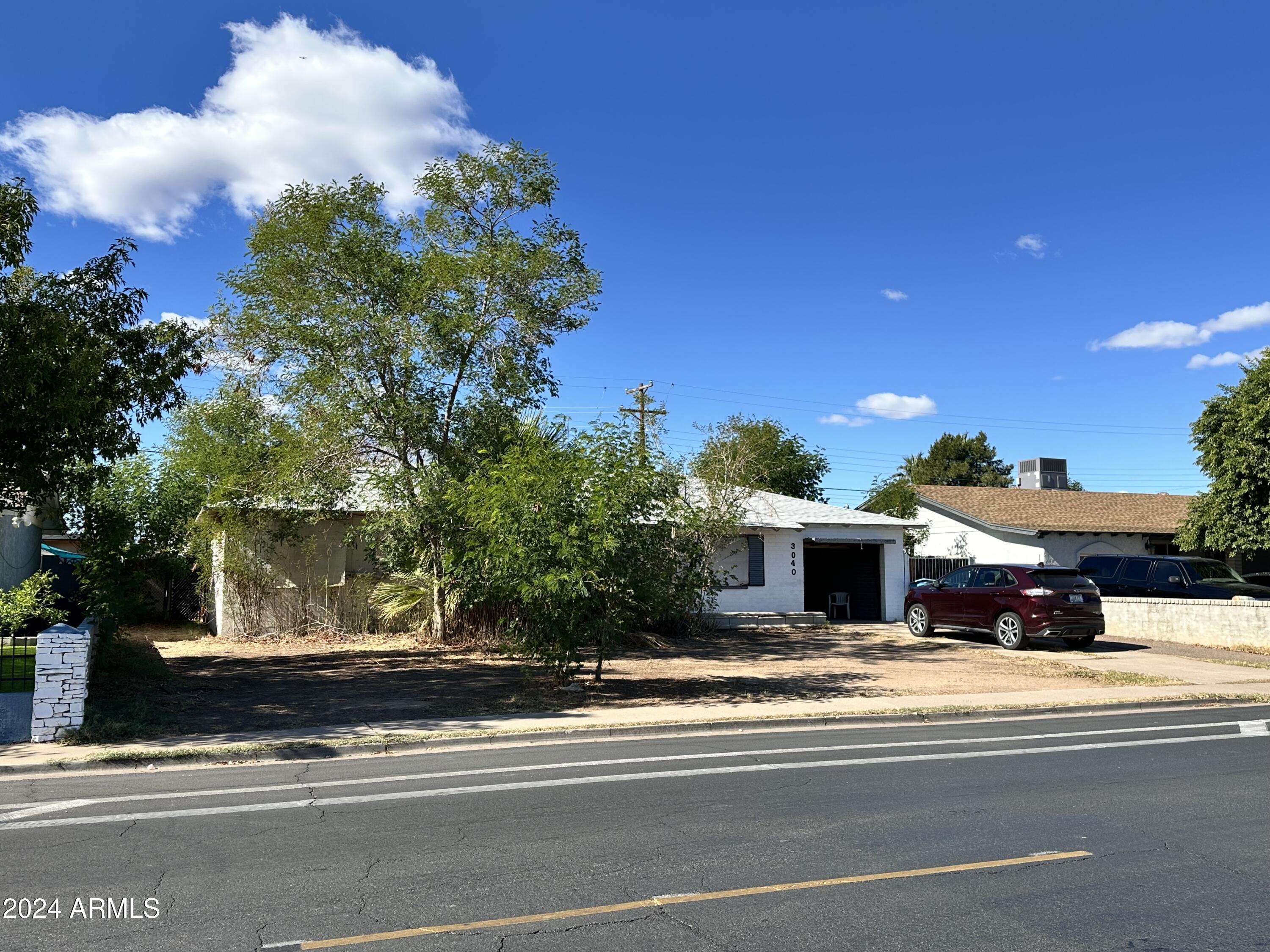 3040 N 39TH Avenue