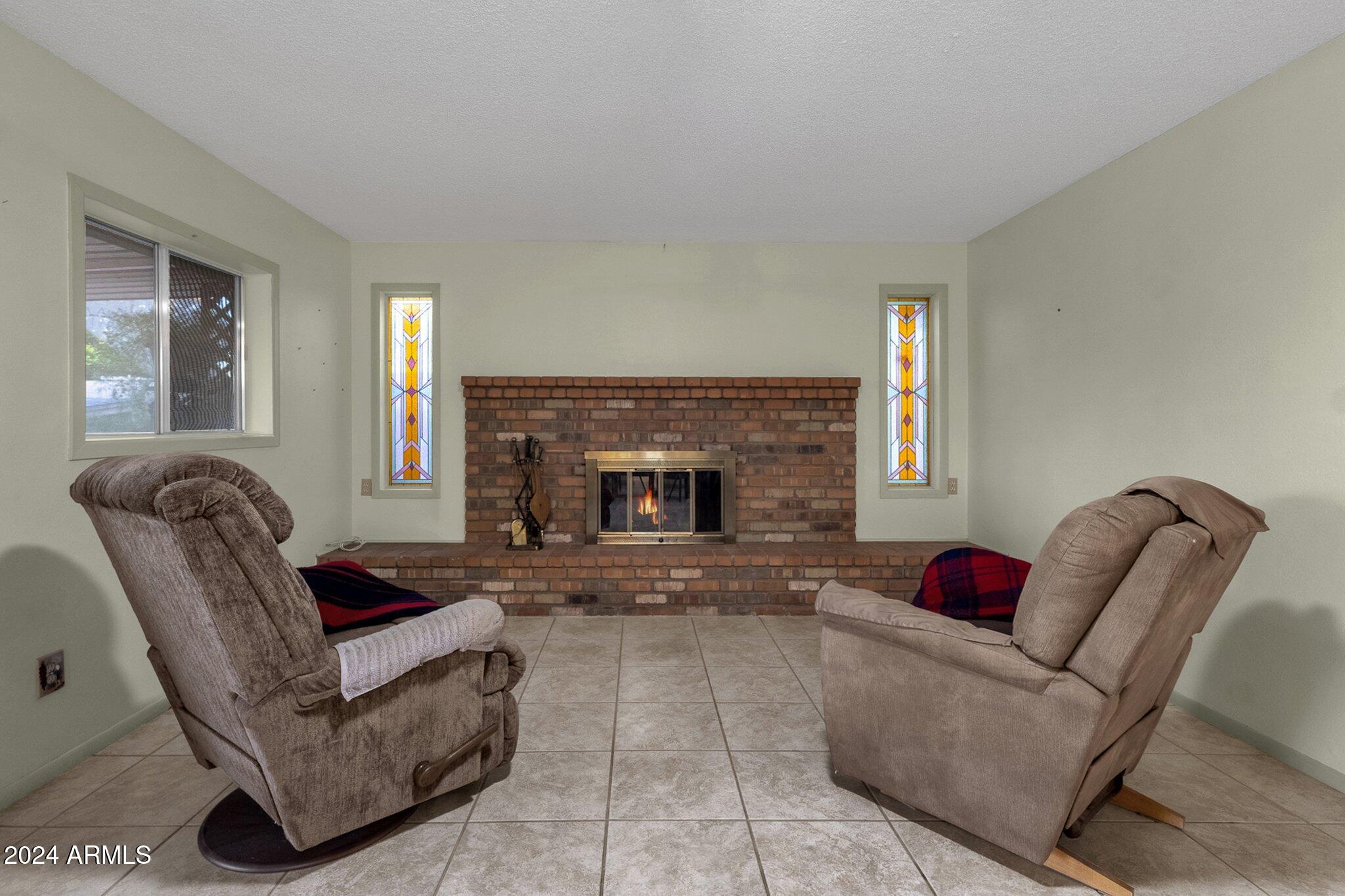 3042 W ACOMA Drive
