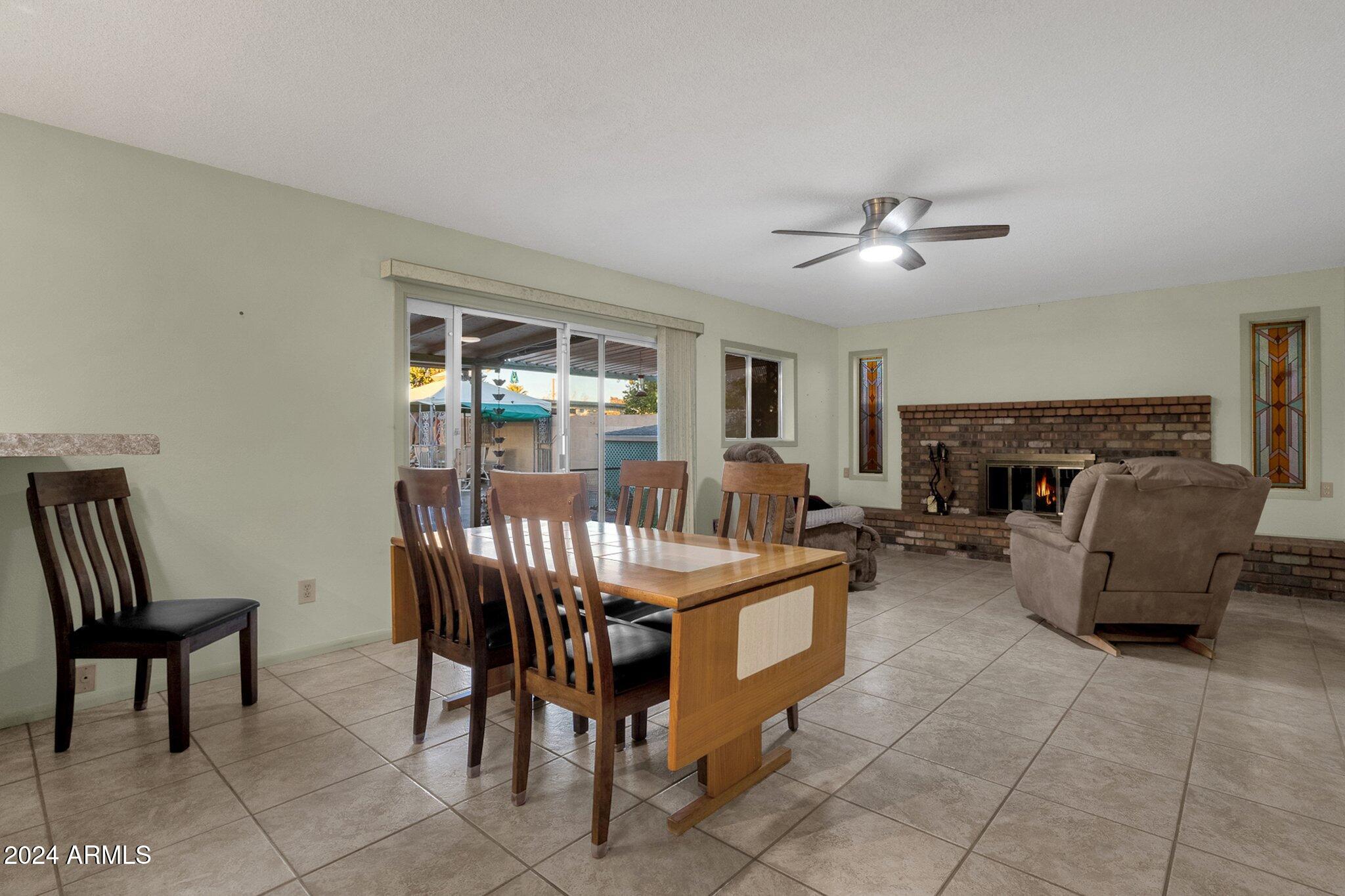 3042 W ACOMA Drive
