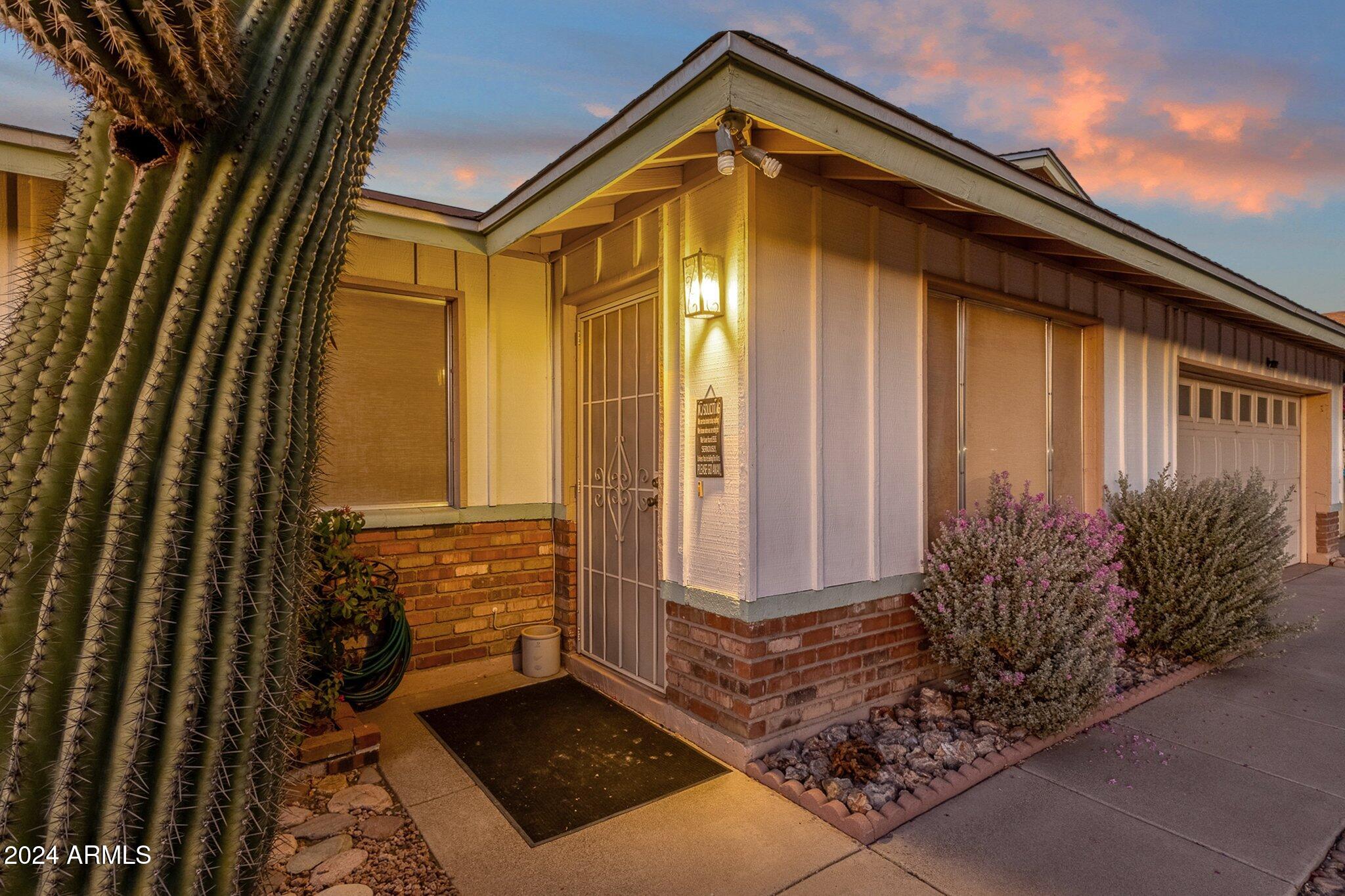 3042 W ACOMA Drive