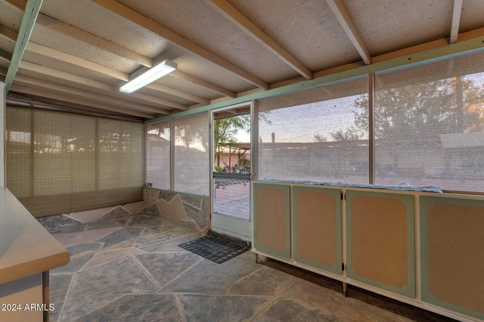 3042 W ACOMA Drive