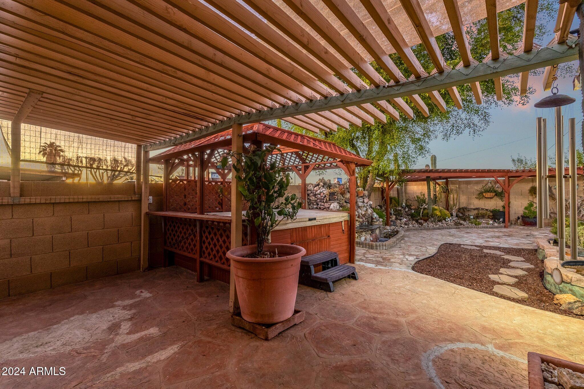 3042 W ACOMA Drive