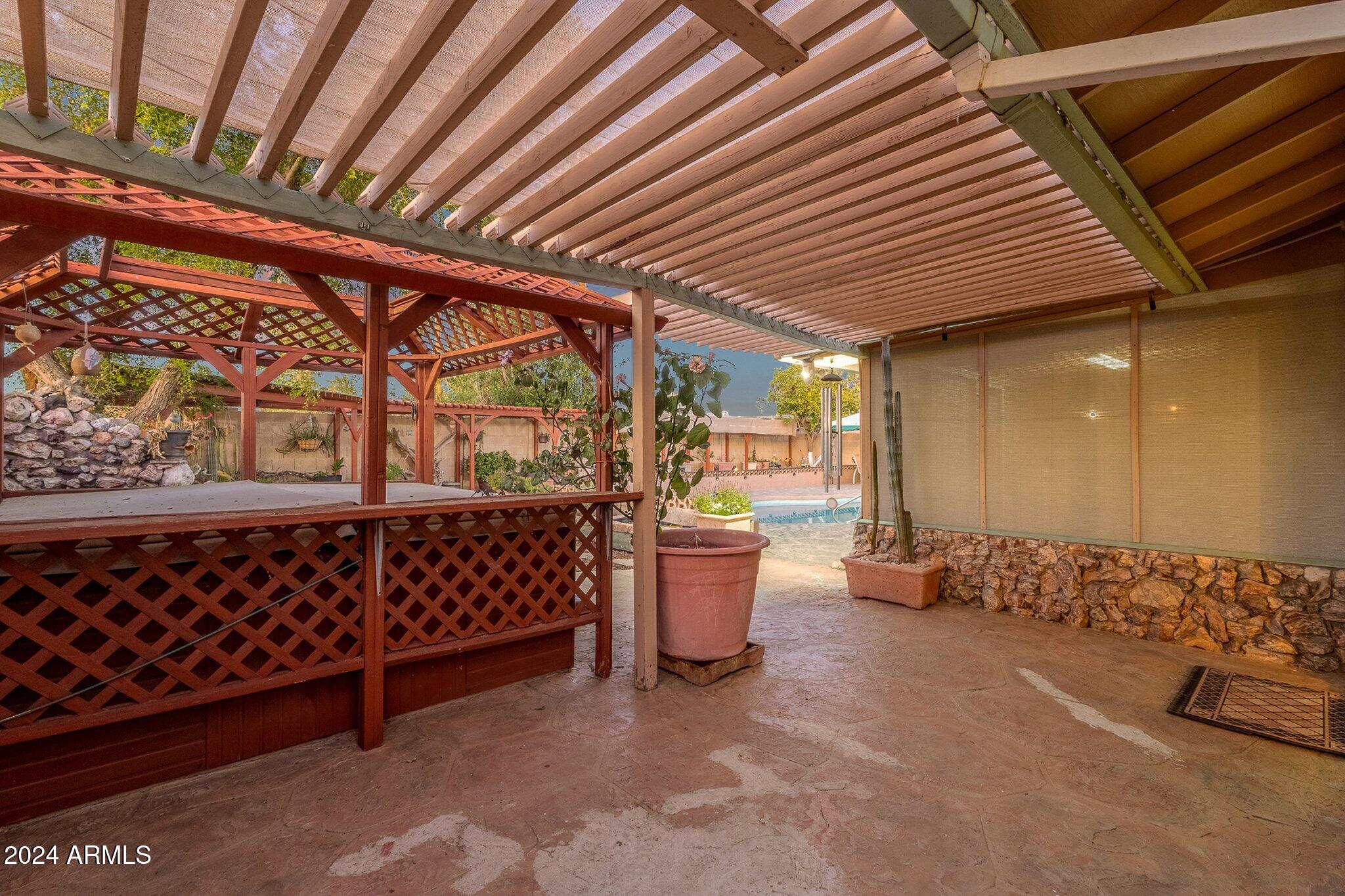 3042 W ACOMA Drive