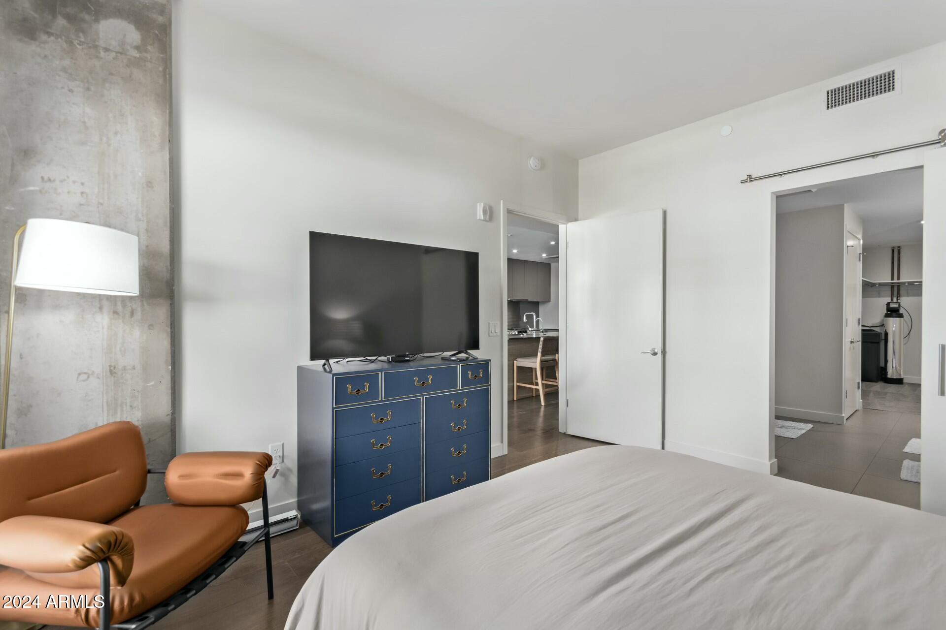 2300 E CAMPBELL Avenue 310