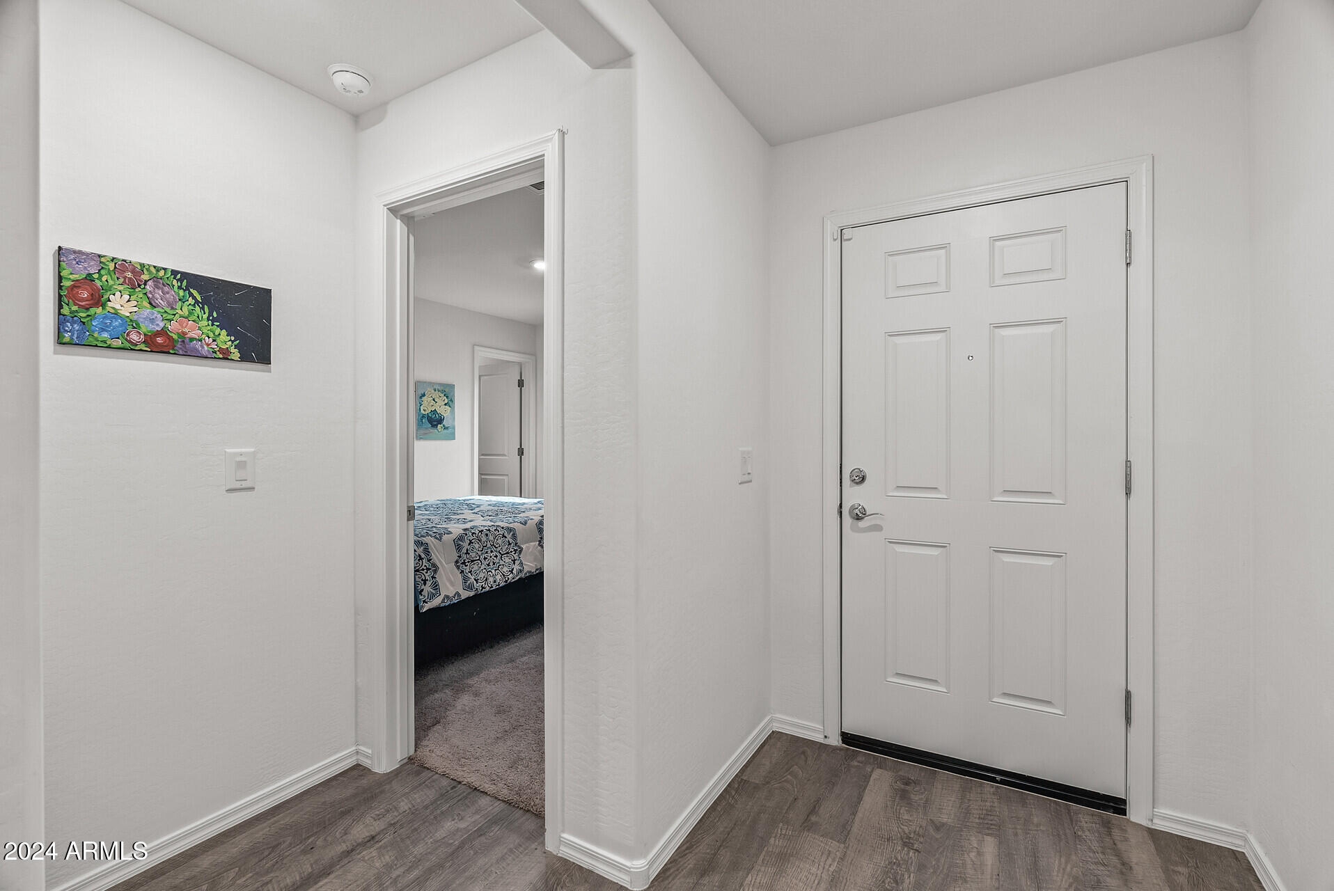 442 W BLACK HAWK Place