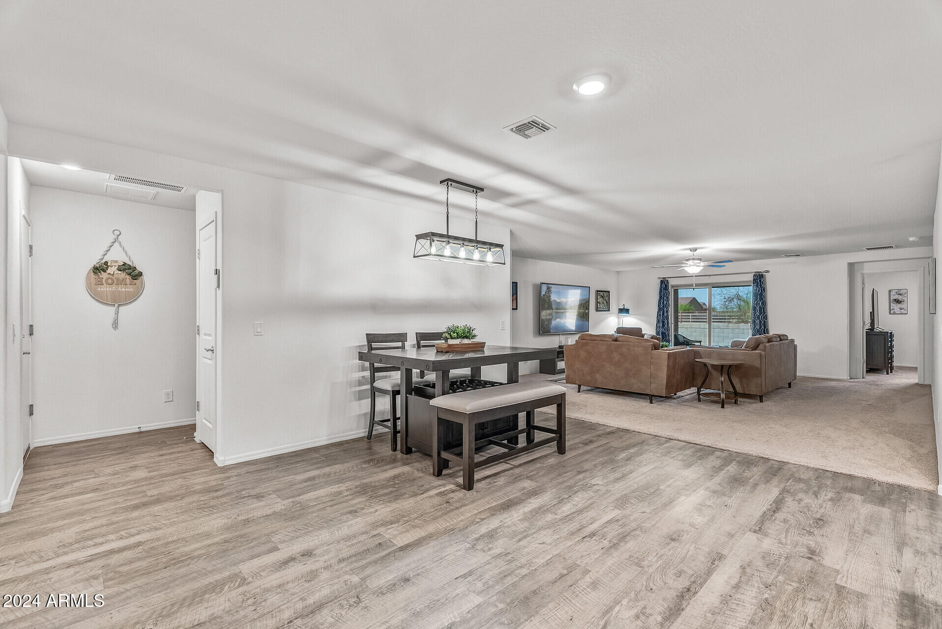 442 W BLACK HAWK Place