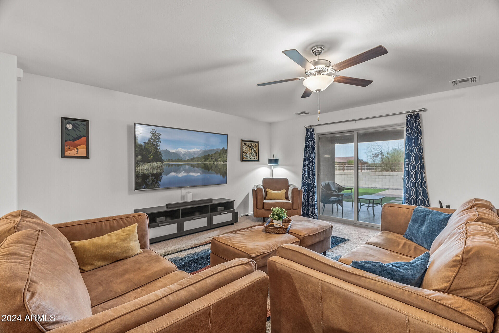 442 W BLACK HAWK Place