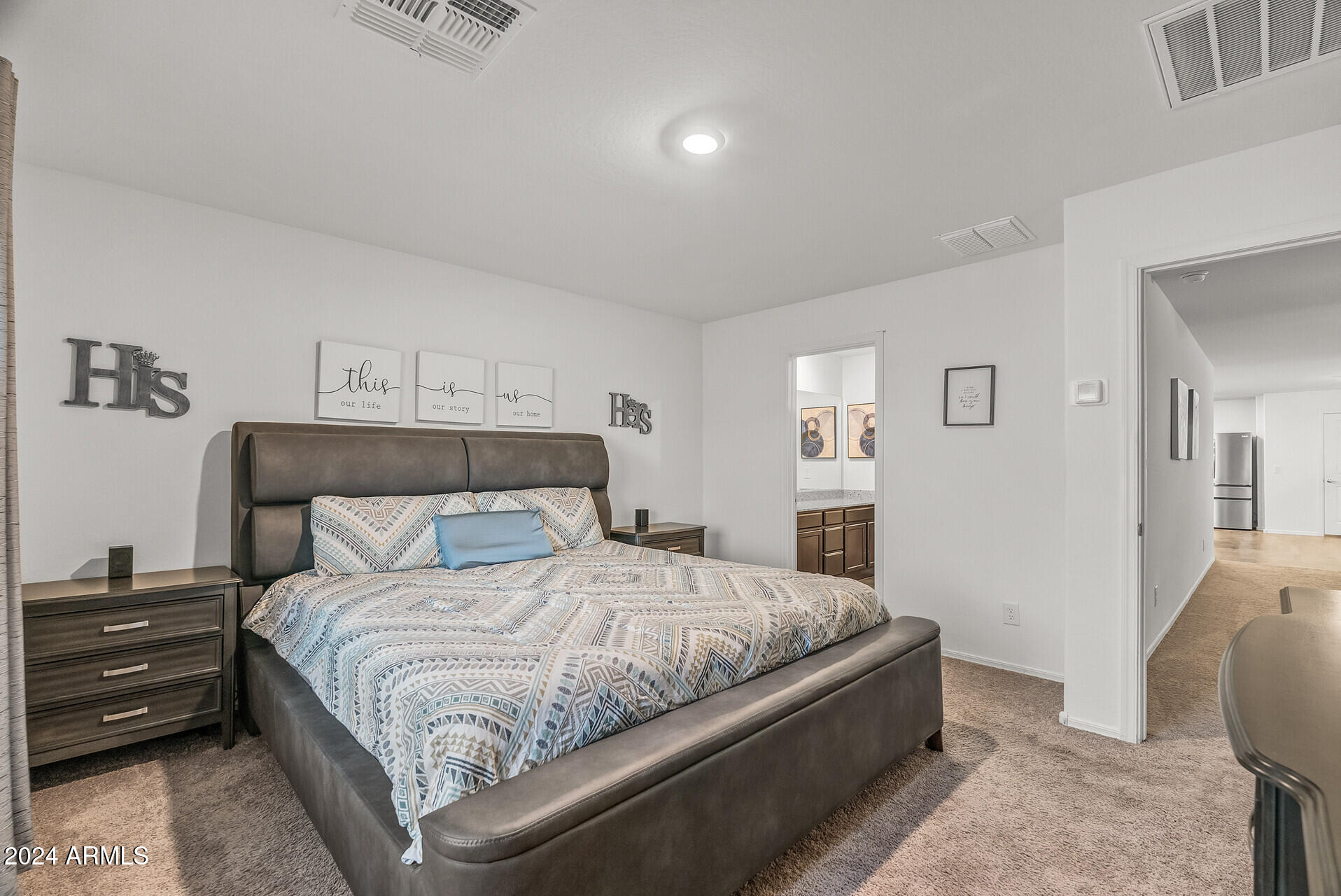 442 W BLACK HAWK Place
