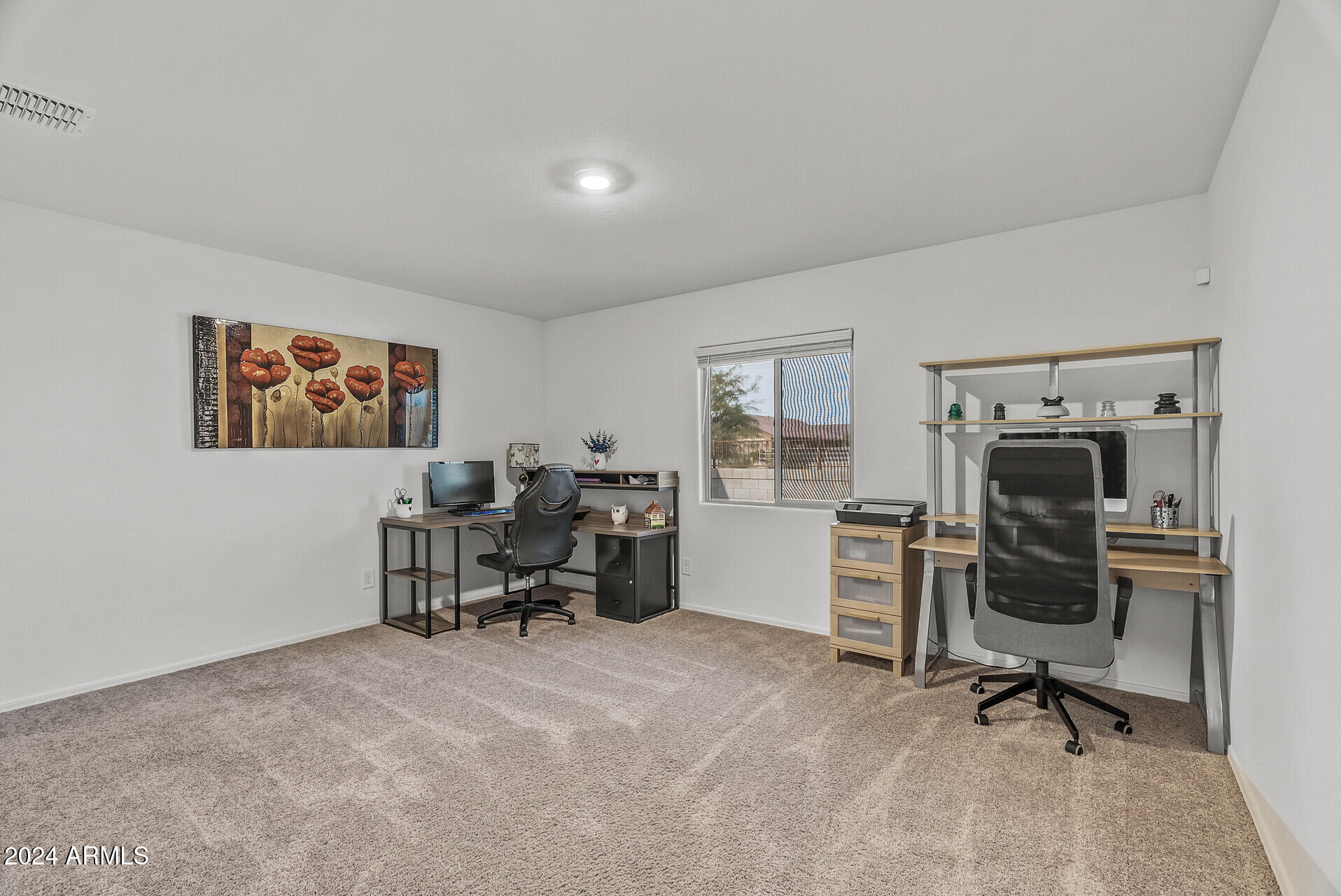 442 W BLACK HAWK Place