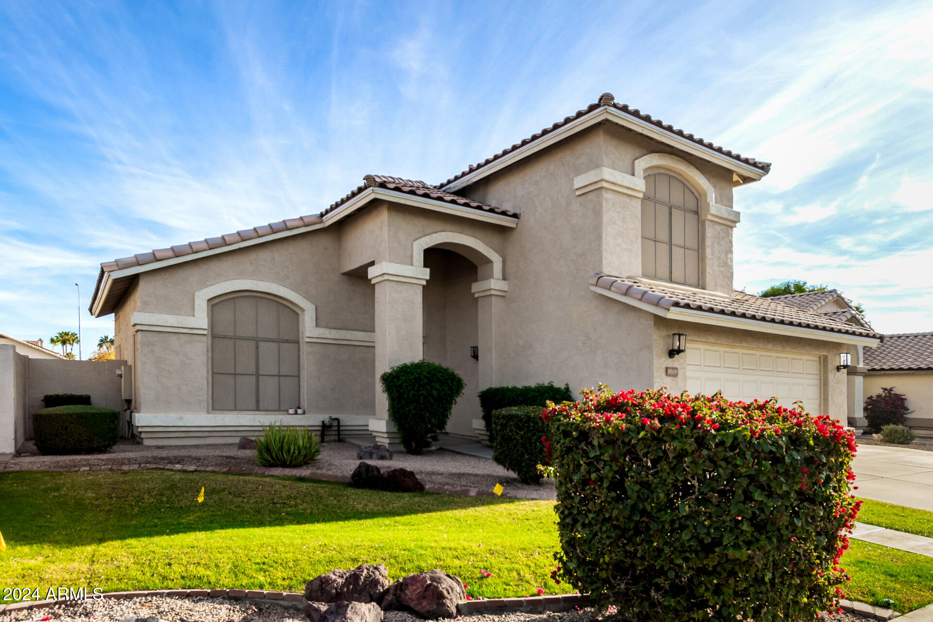 1549 W LARK Drive