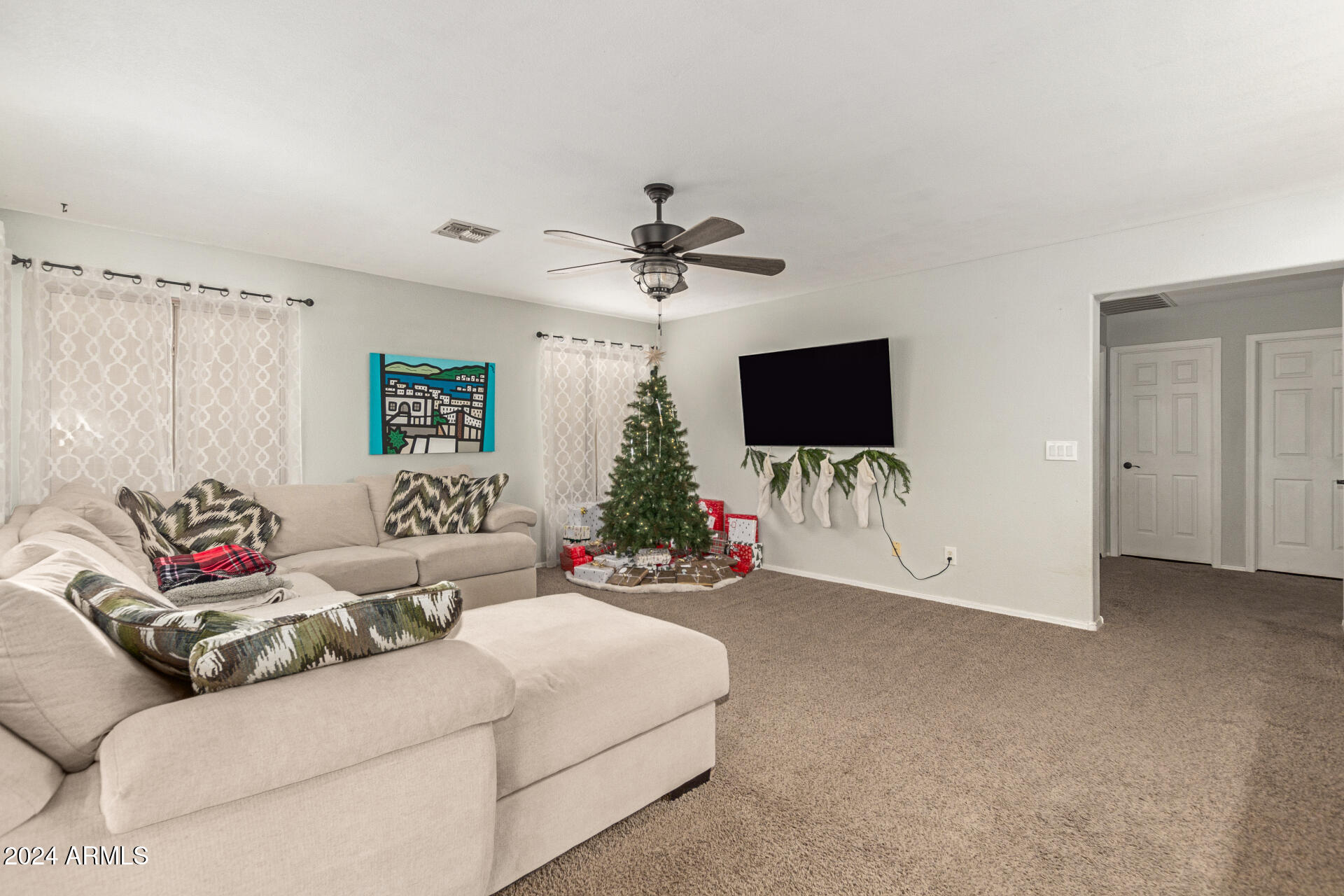 1549 W LARK Drive