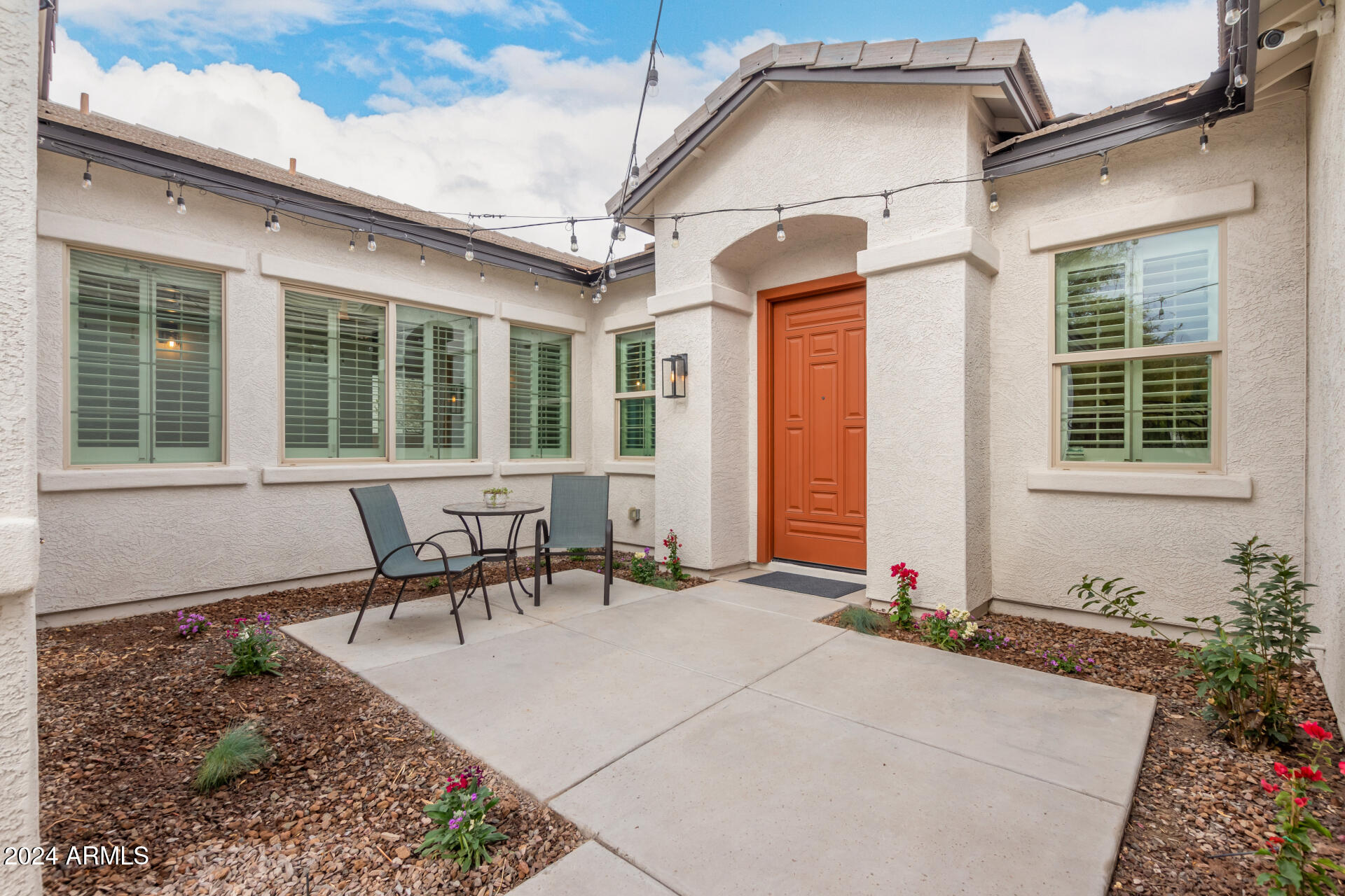 3150 E WARBLER Road