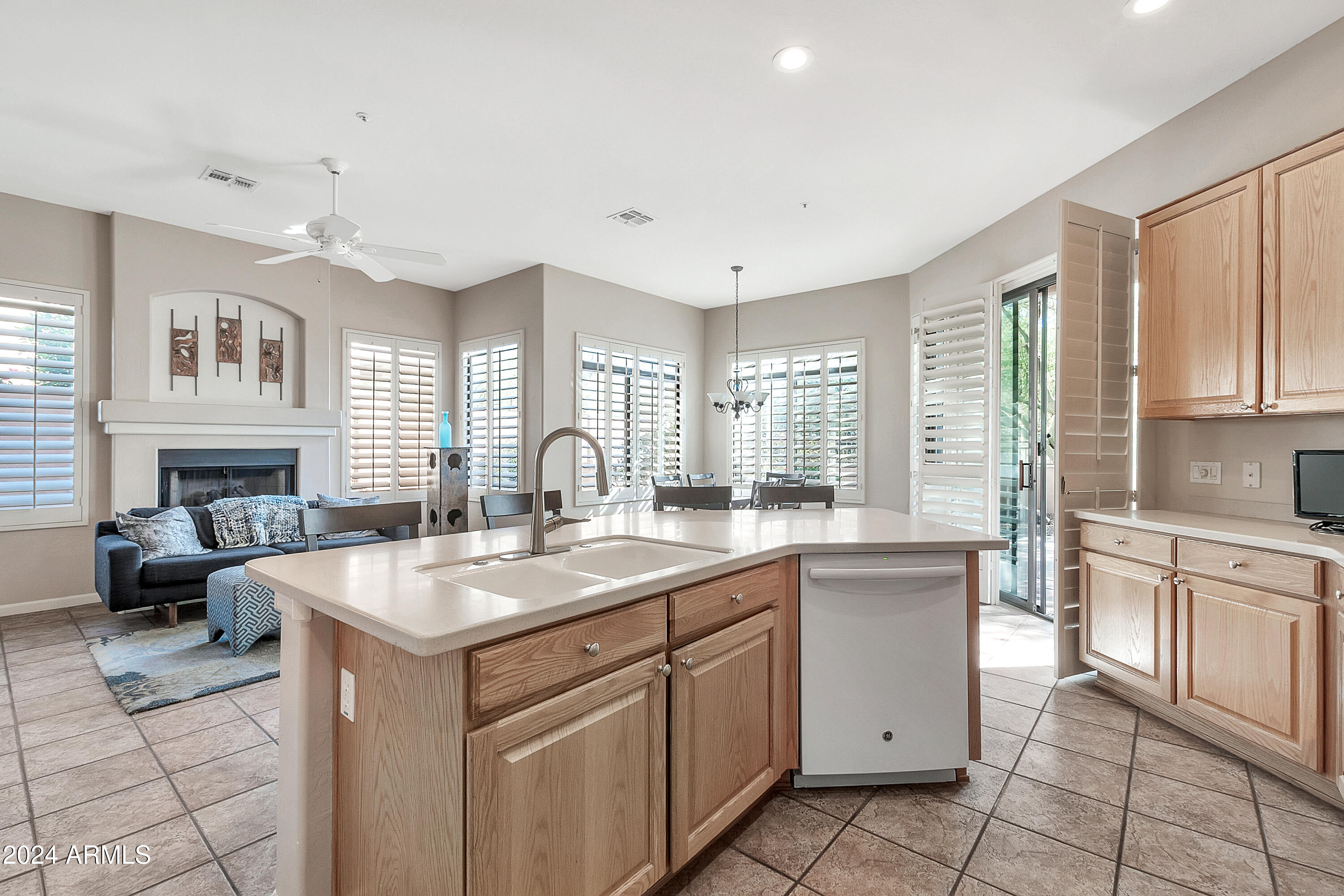 8179 E SIERRA PINTA Drive