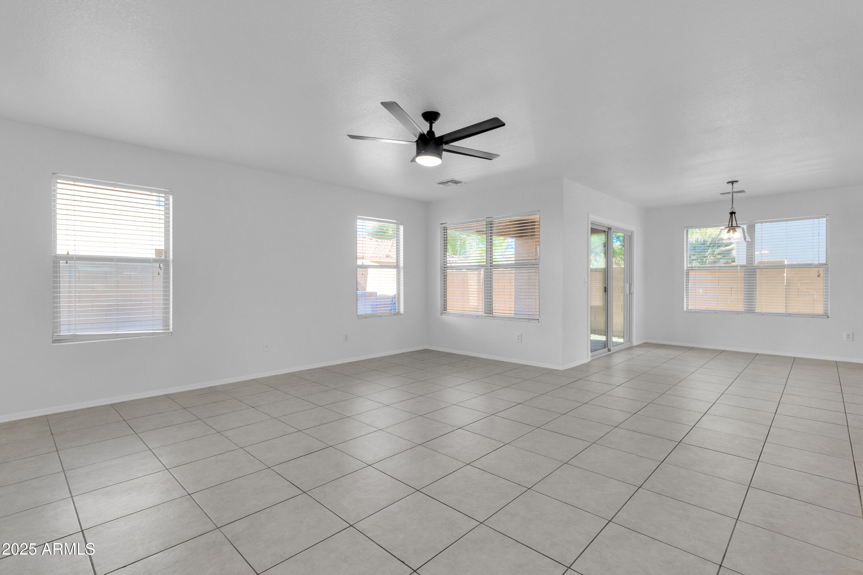 2348 E PALM BEACH Drive