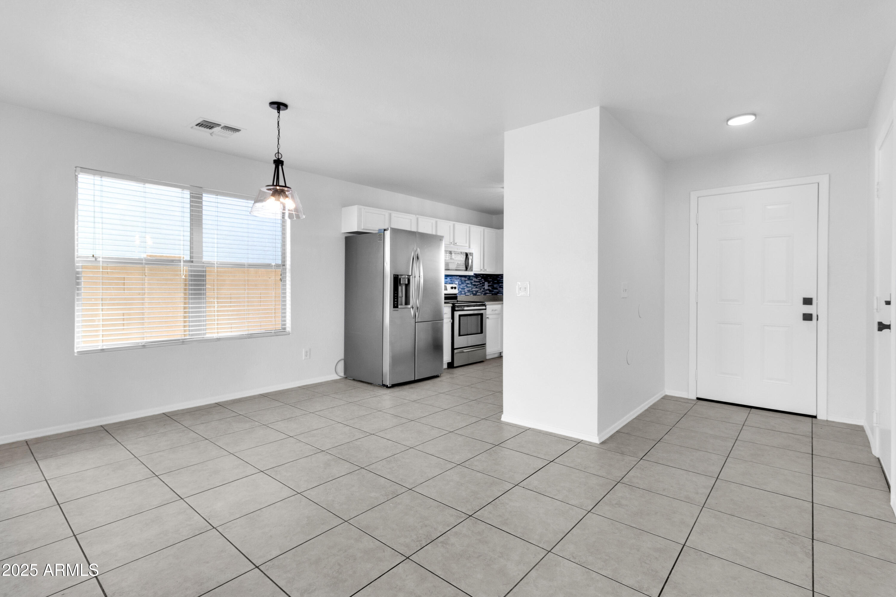 2348 E PALM BEACH Drive