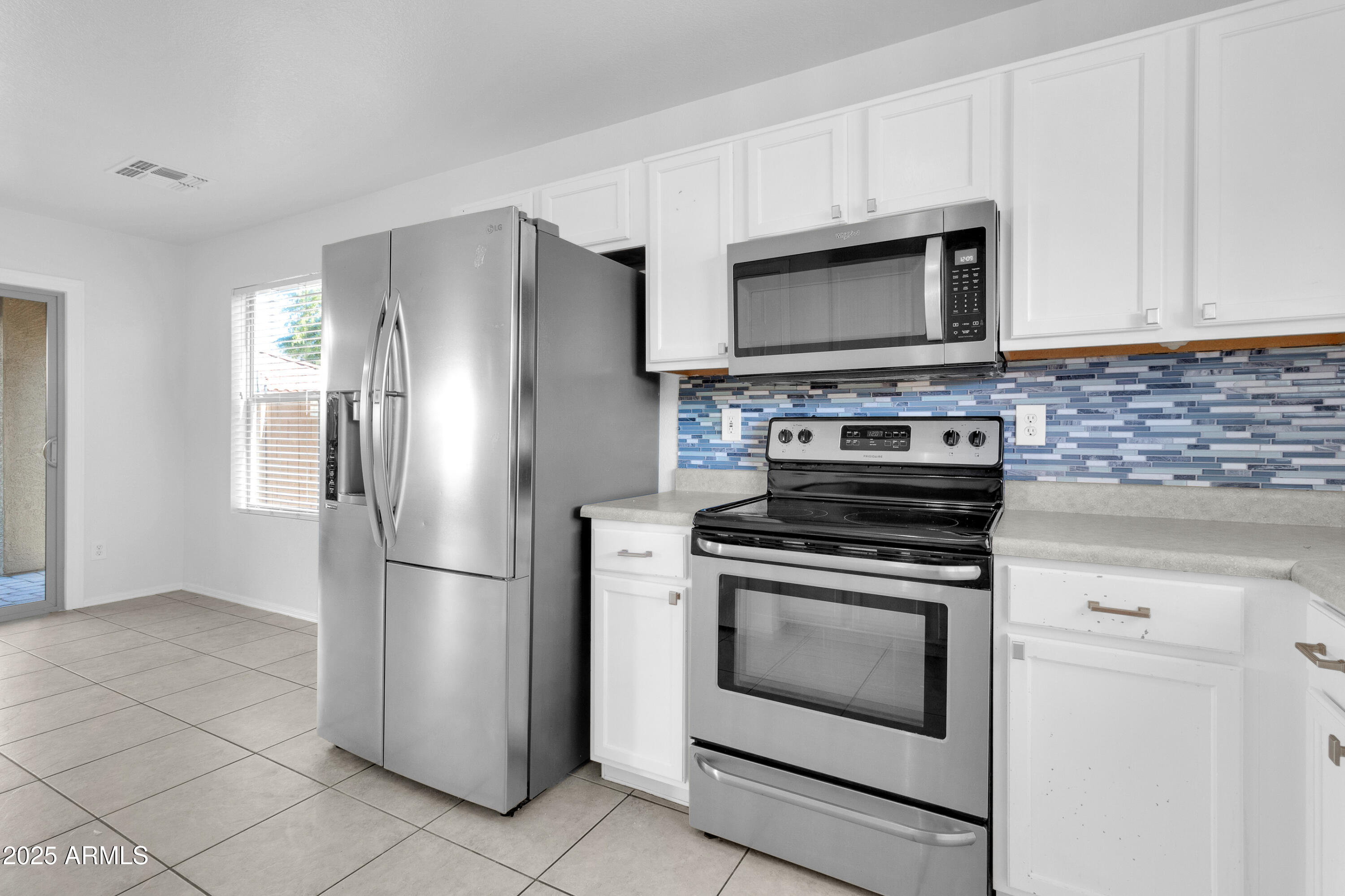 2348 E PALM BEACH Drive