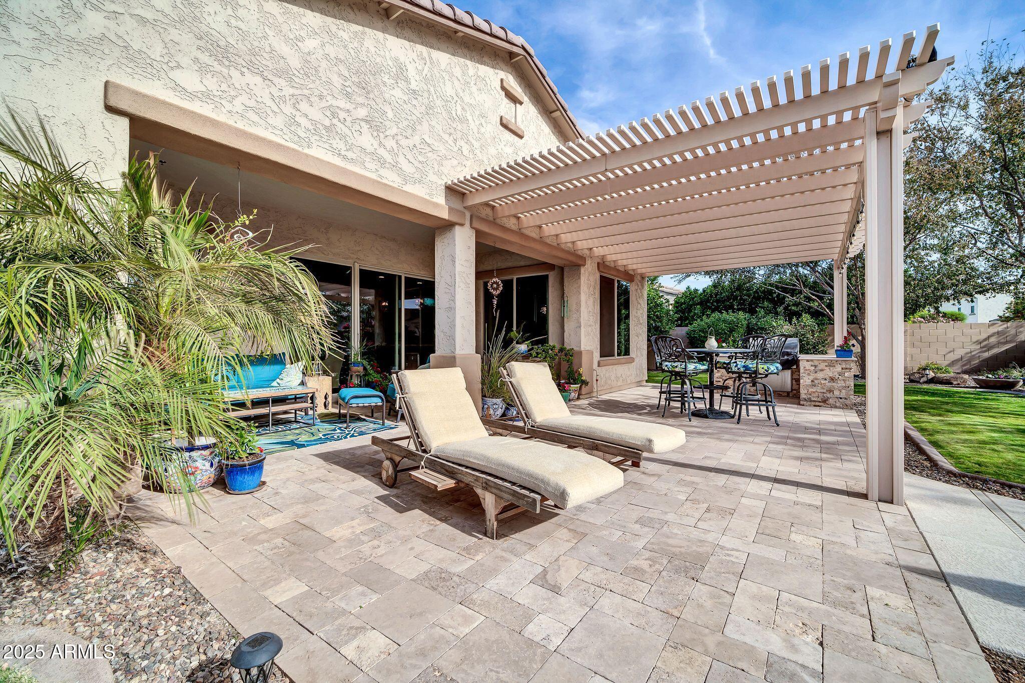 9825 W Desert Elm Lane