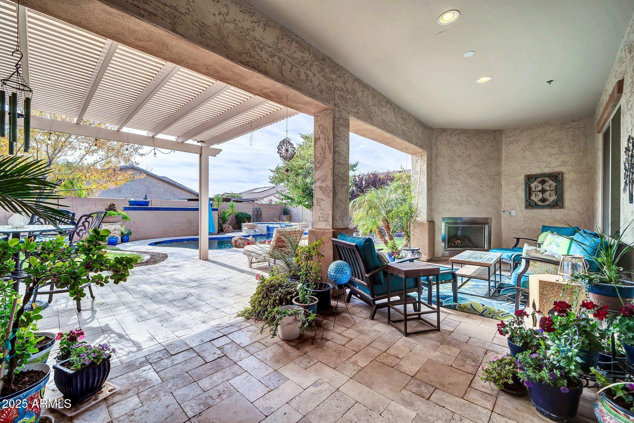 9825 W Desert Elm Lane