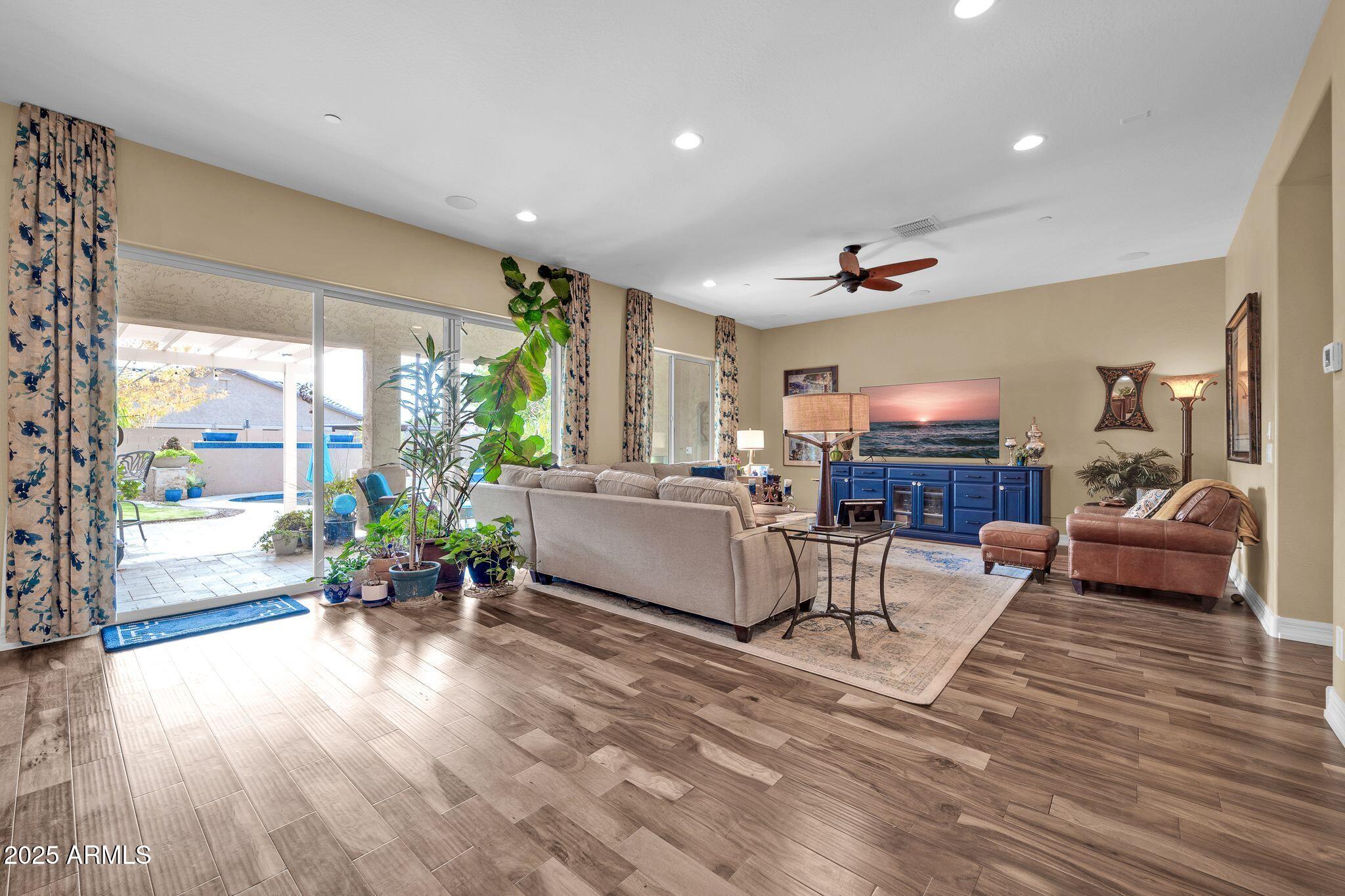 9825 W Desert Elm Lane