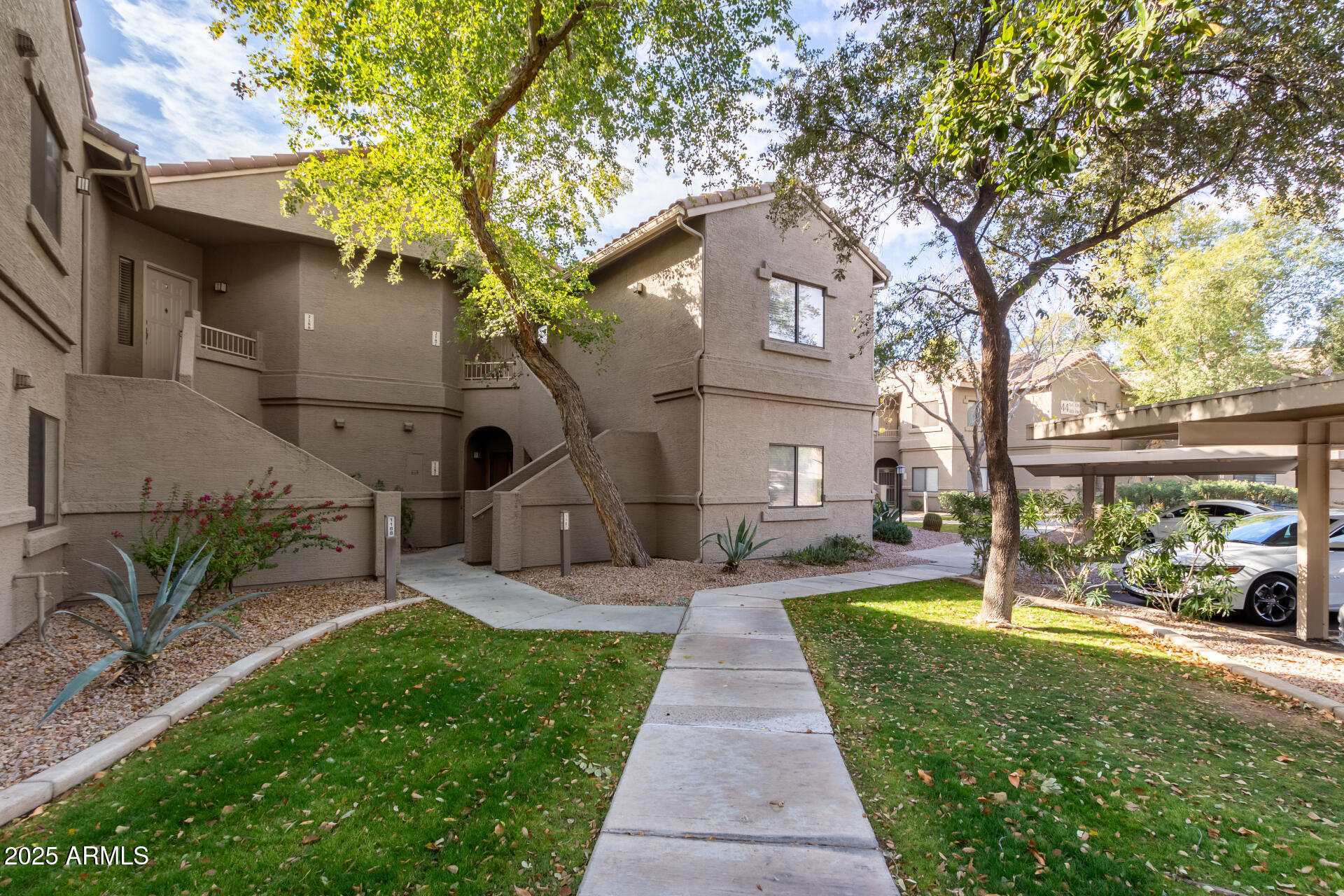 15225 N 100TH Street, 2187