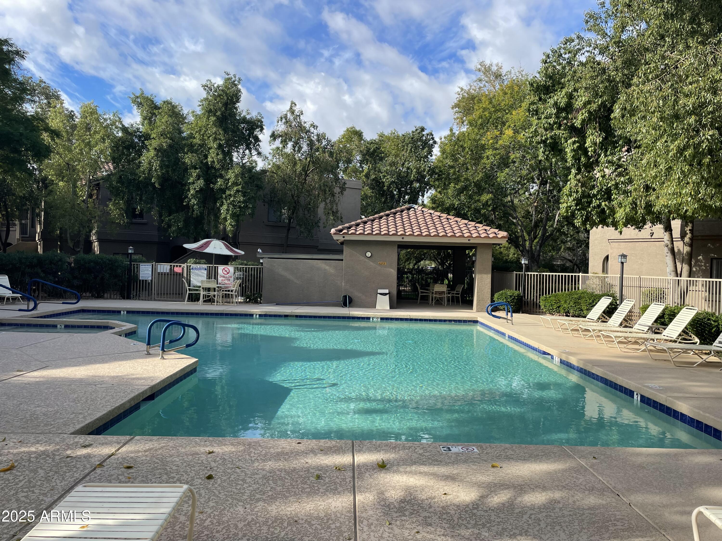 15225 N 100TH Street, 2187