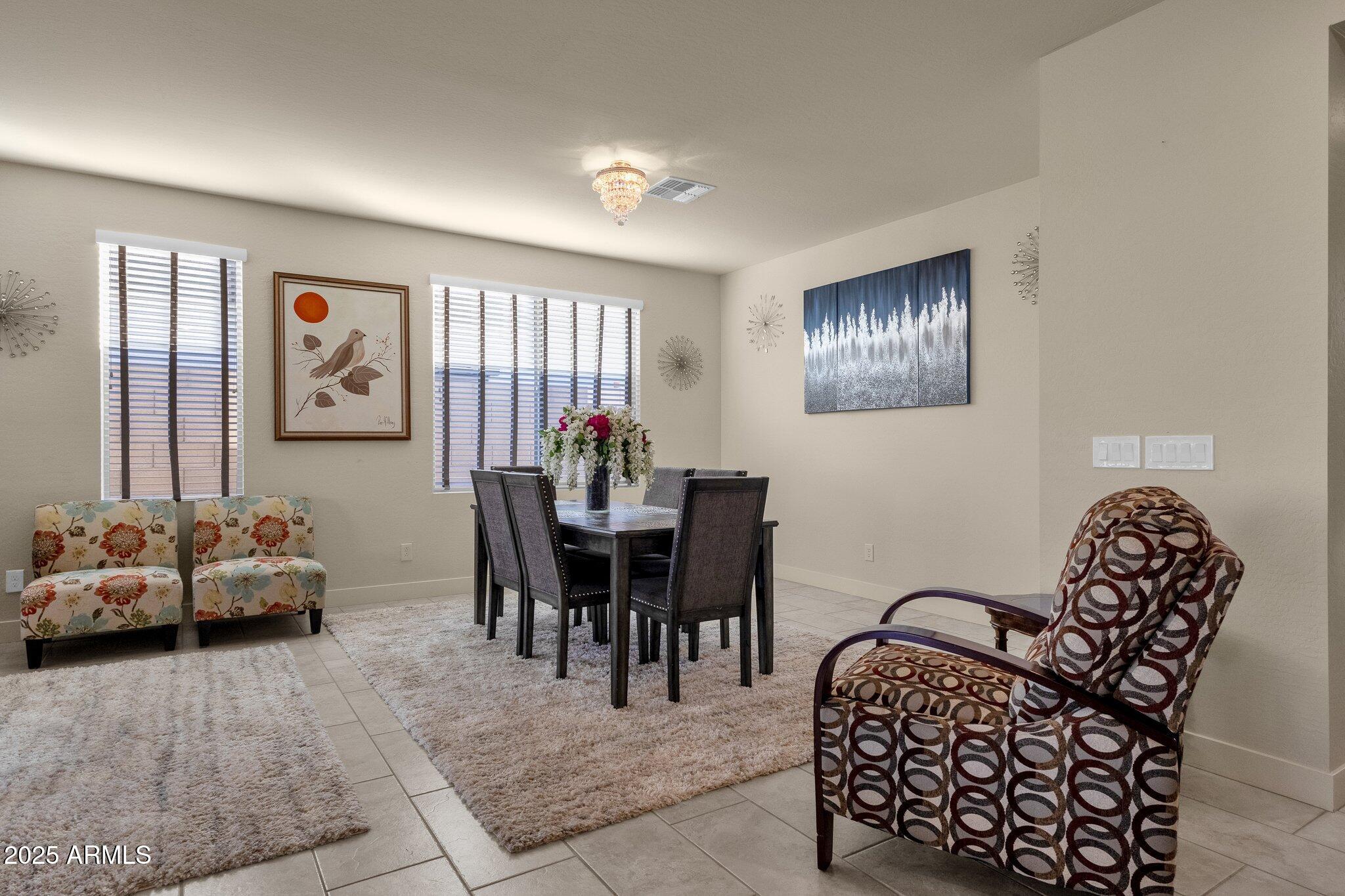 1520 W Sonoqui Boulevard