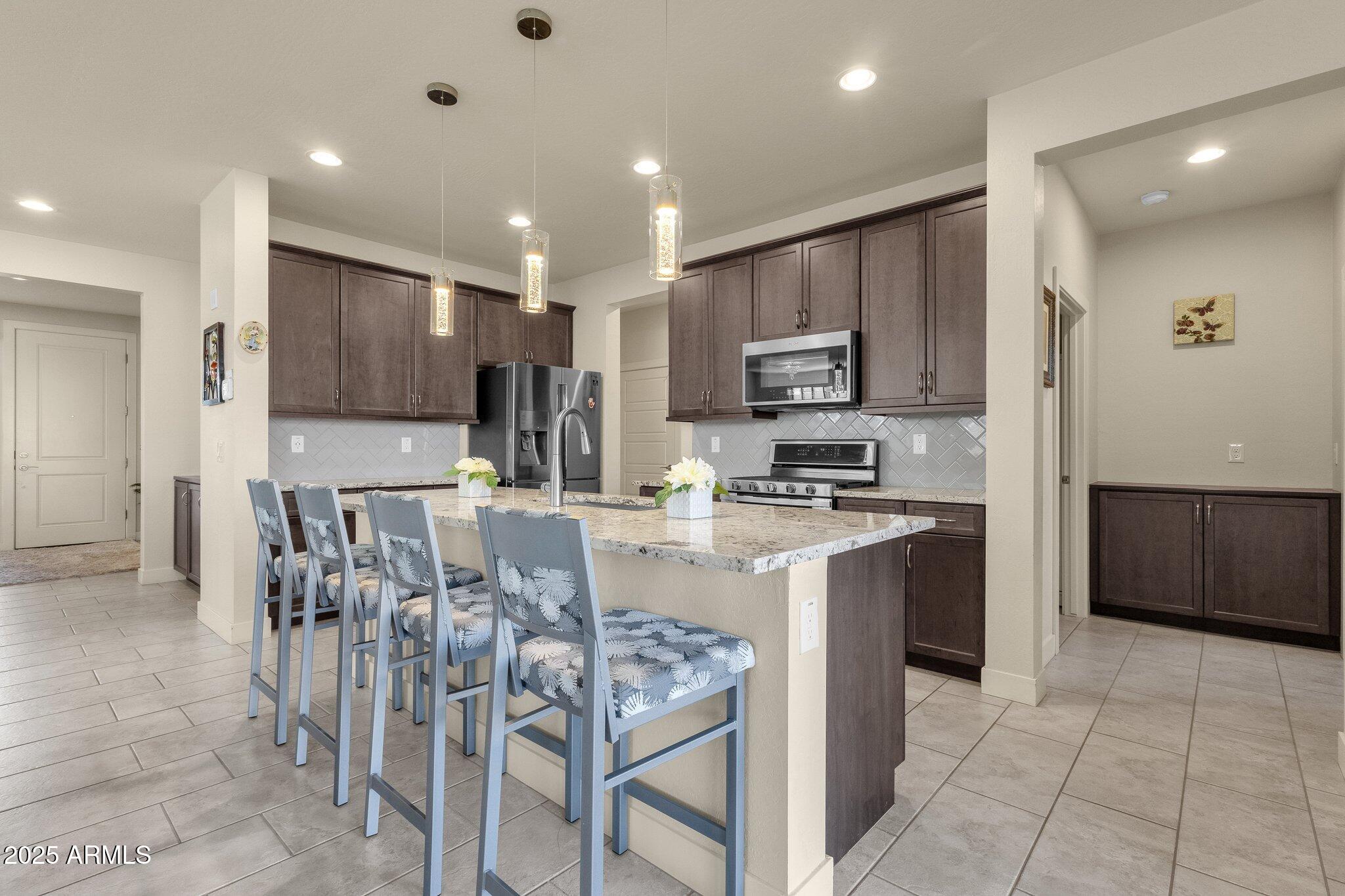1520 W Sonoqui Boulevard