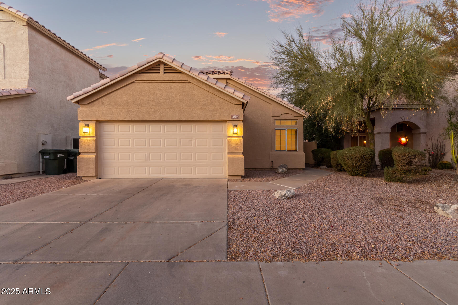 4322 E SOUTH FORK Drive