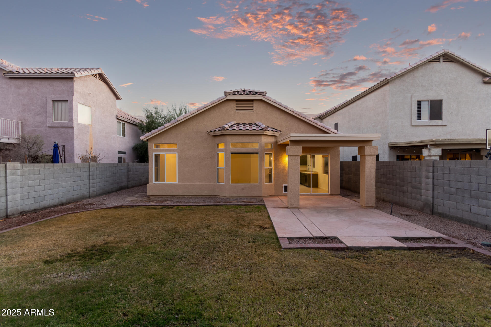 4322 E SOUTH FORK Drive