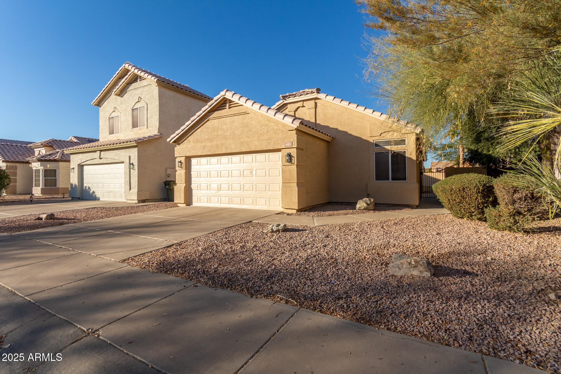 4322 E SOUTH FORK Drive
