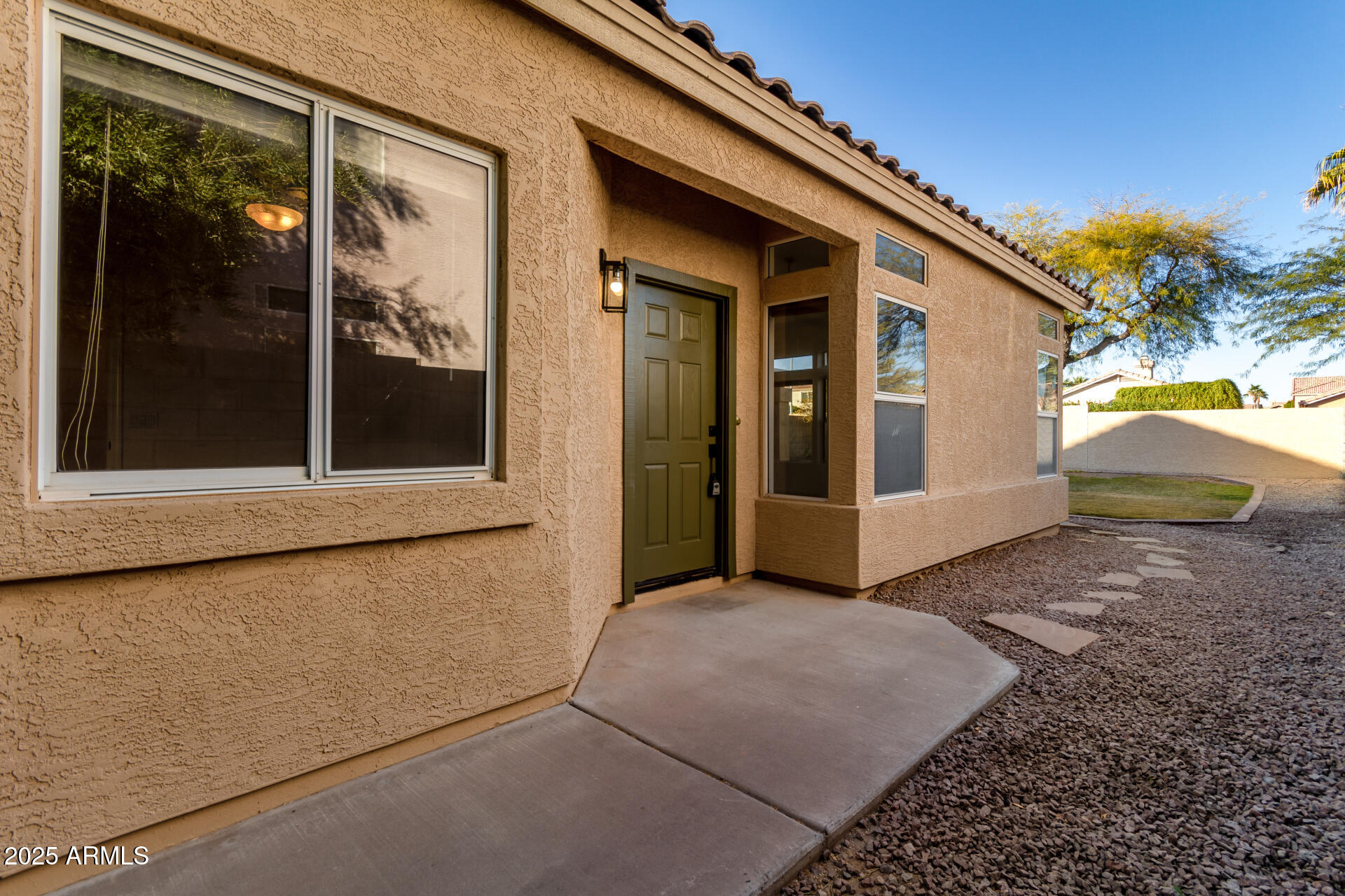 4322 E SOUTH FORK Drive